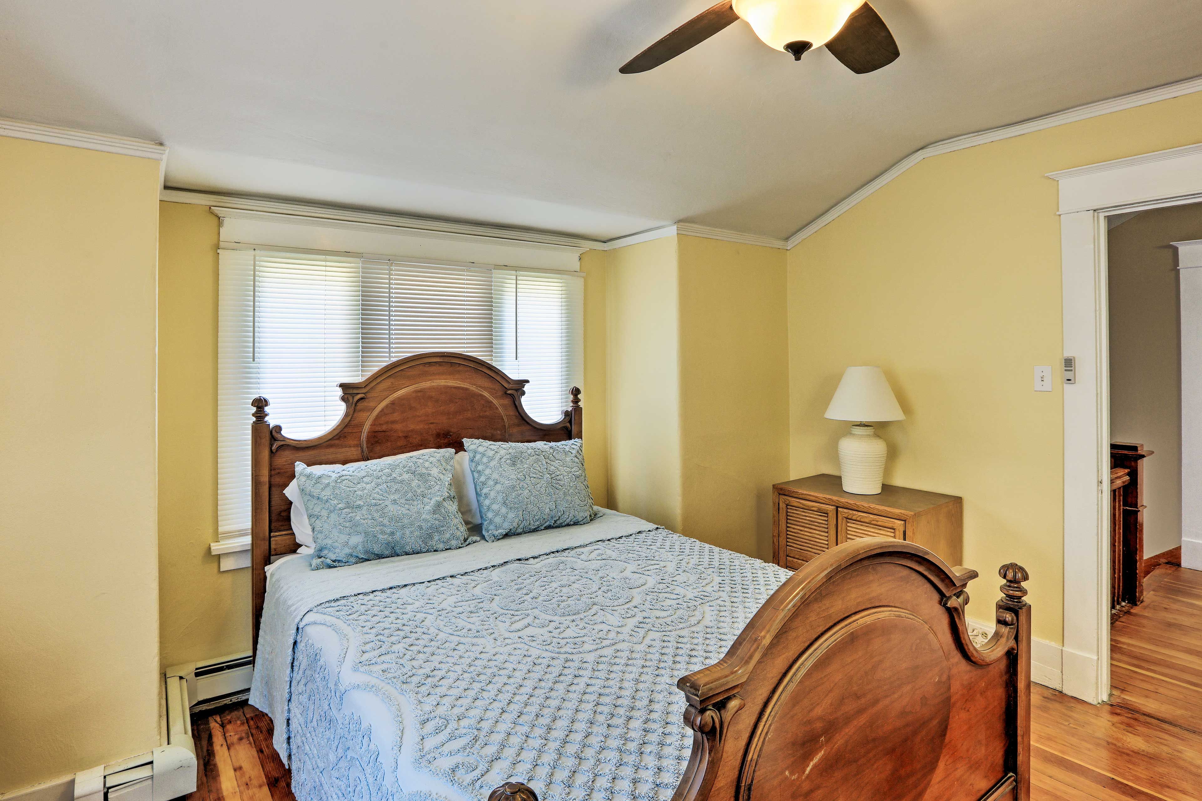 Bedroom 2 | Queen Bed | En-Suite Bathroom