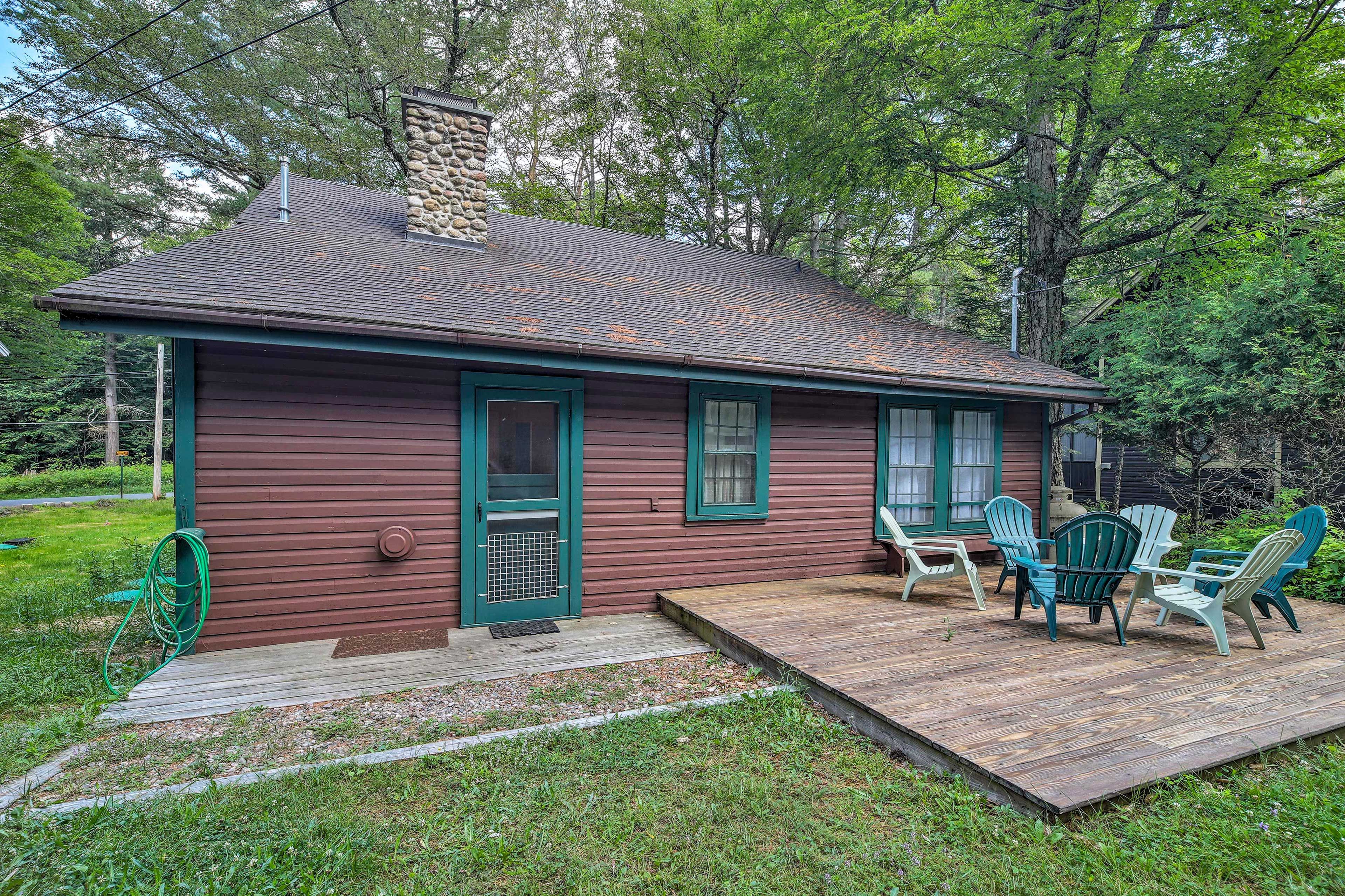 Exterior | Front Deck w/ Seating