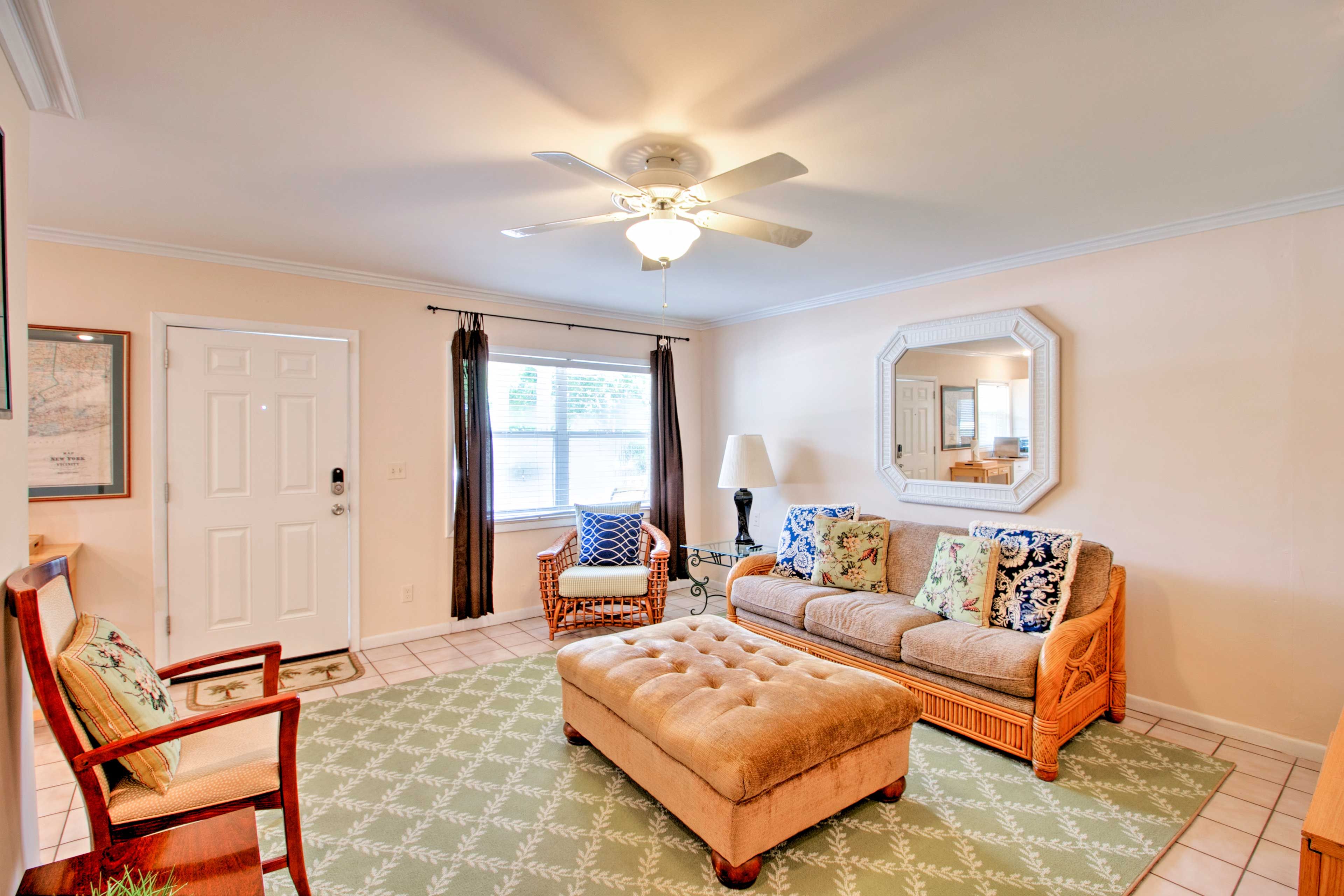 This 2-bedroom, 1-bath vacation rental can host 6 guests.