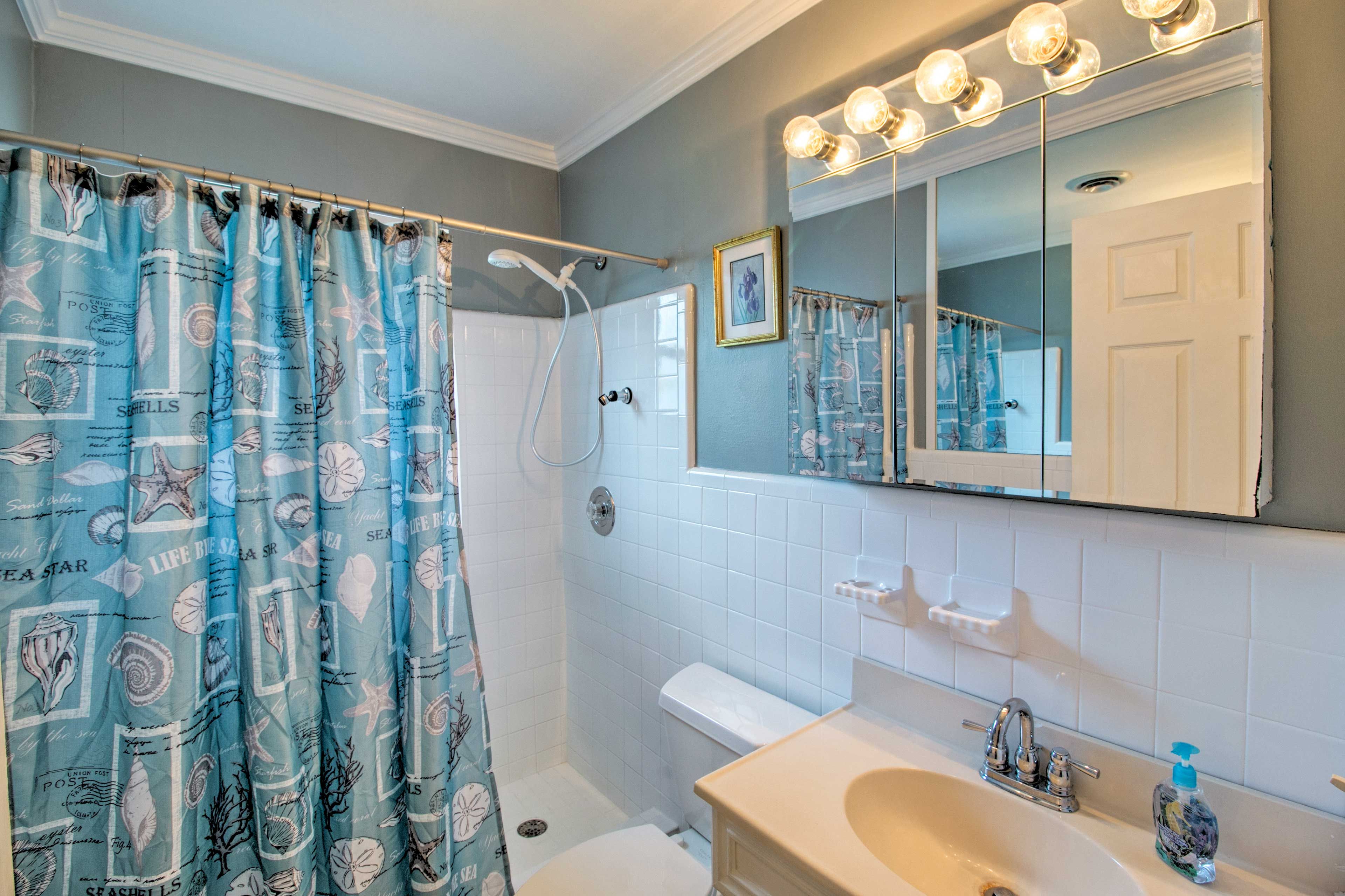 There are grab rails in this walk-in shower.