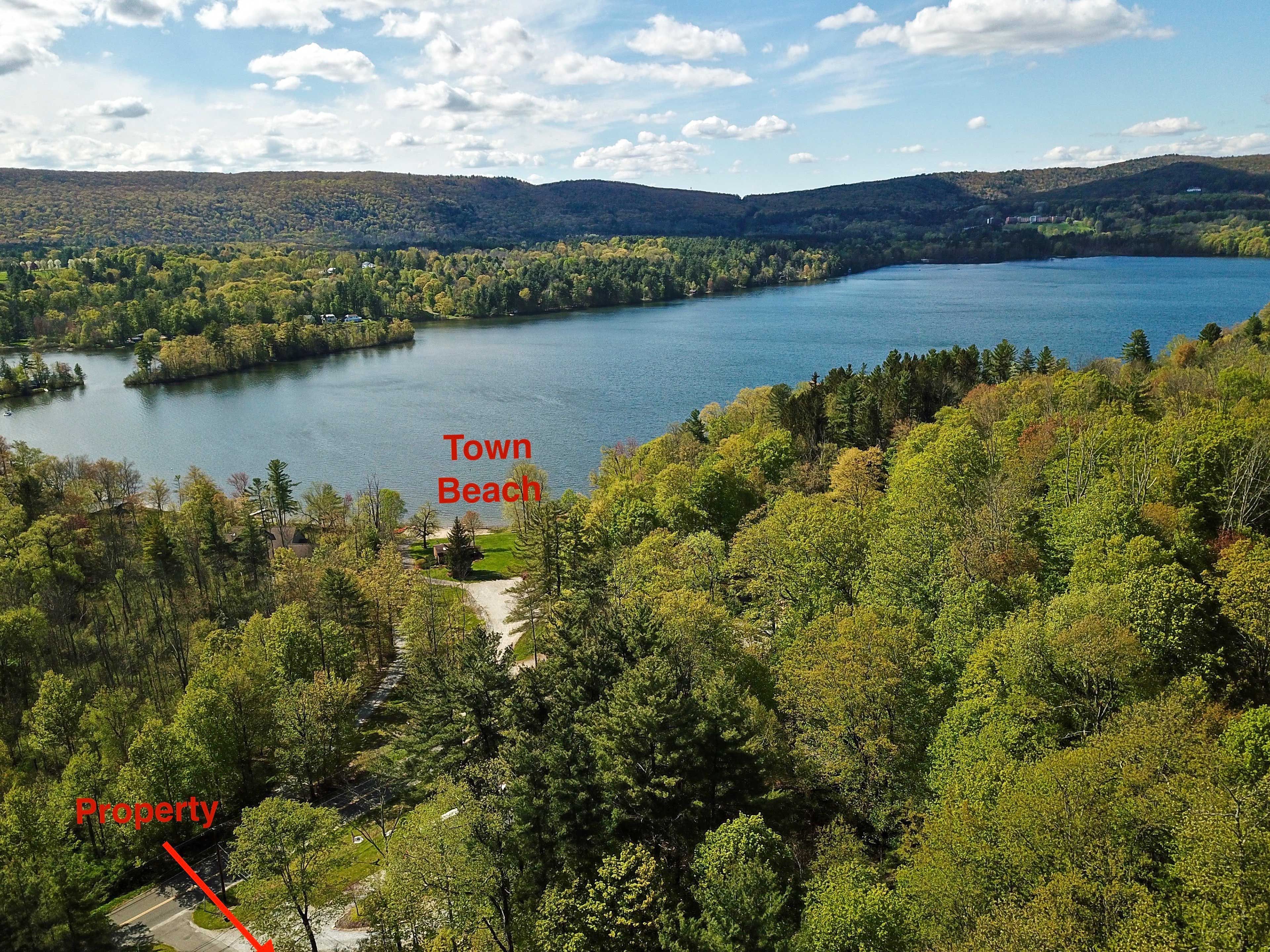 Surrounding Area | Walk to Beach