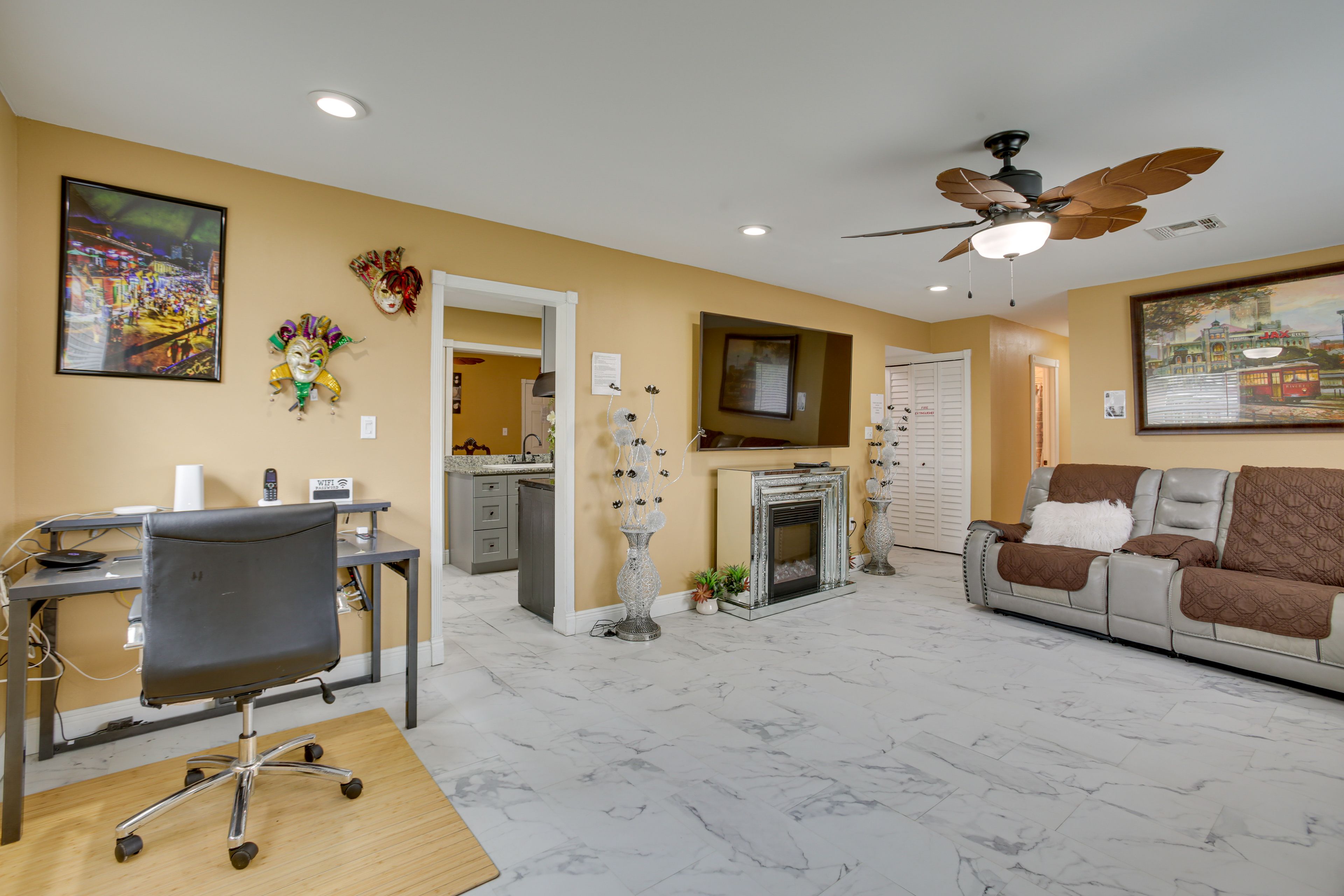Living Room | Smart TV | Fireplace | Desk