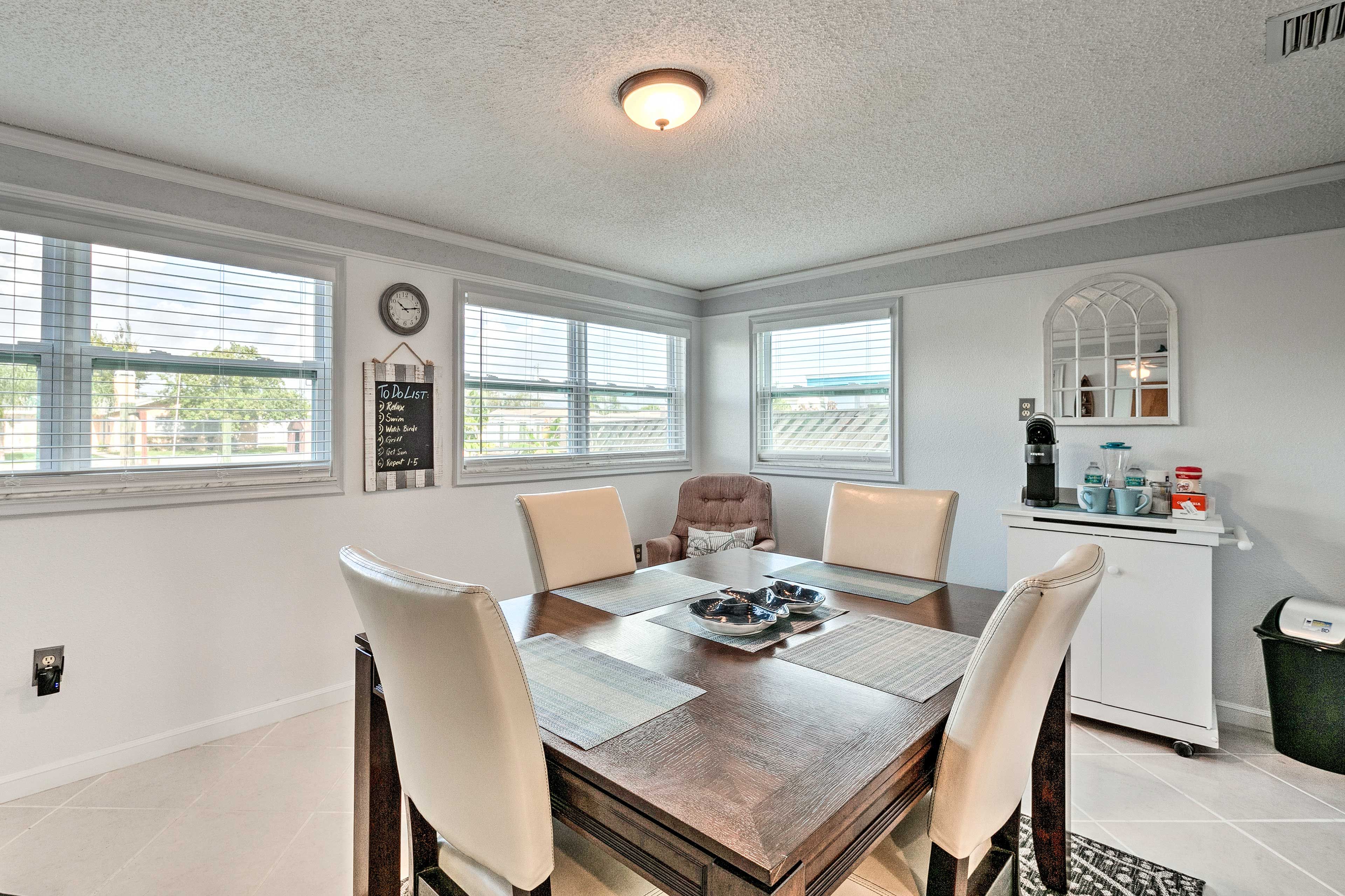 Dining Room | Coffee Bar