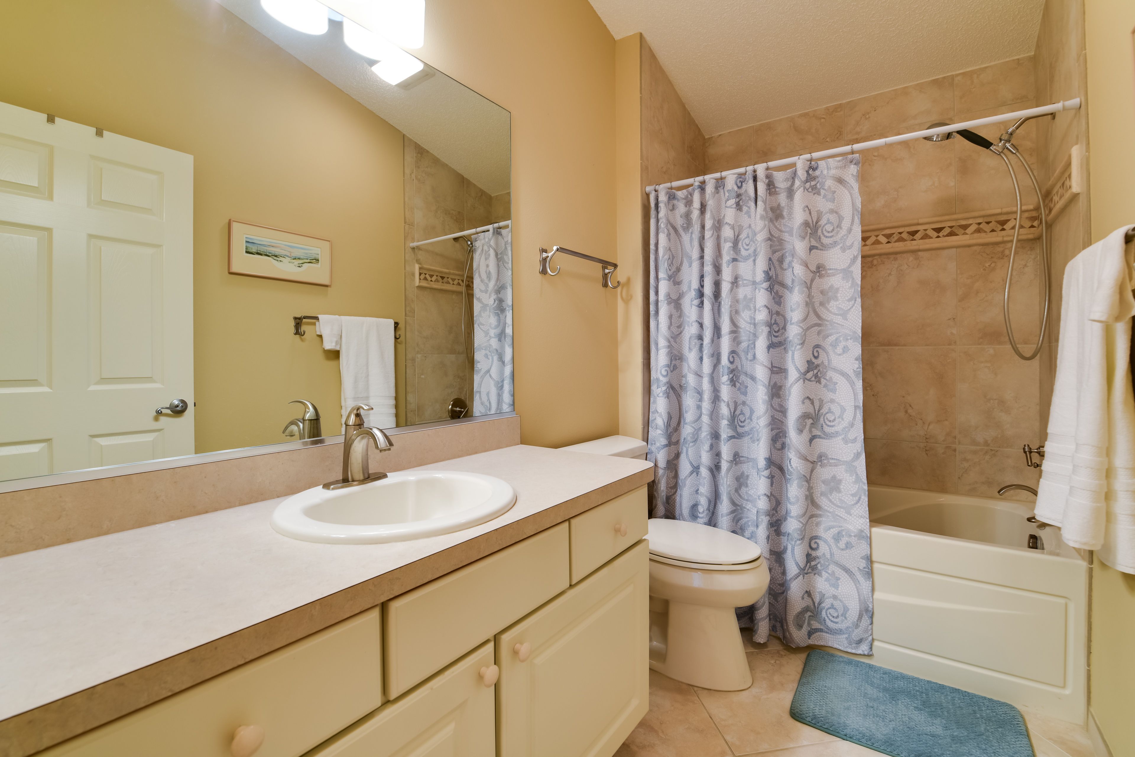 Full Bathroom
