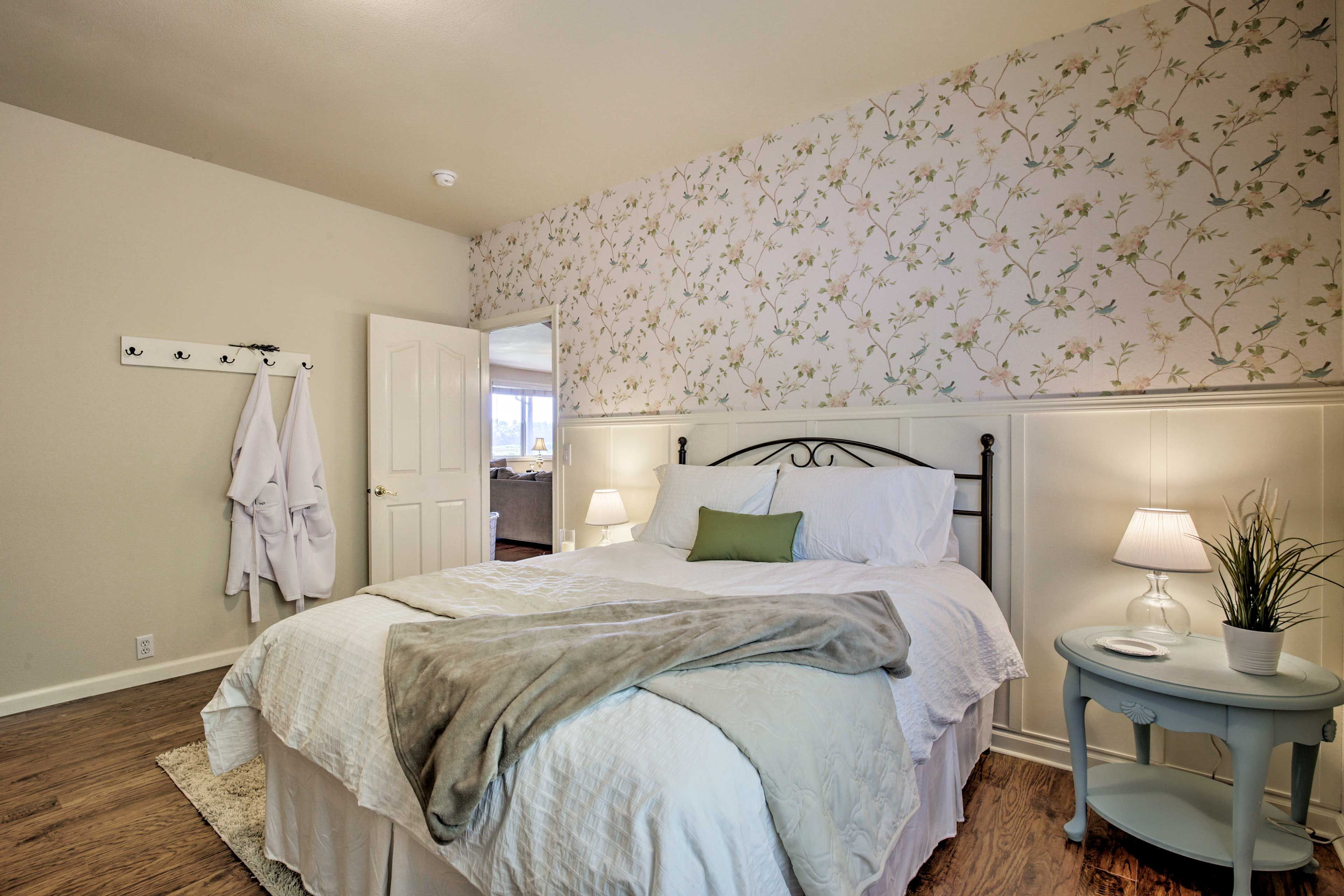 Bedroom 4 | Queen Bed | Linens Provided