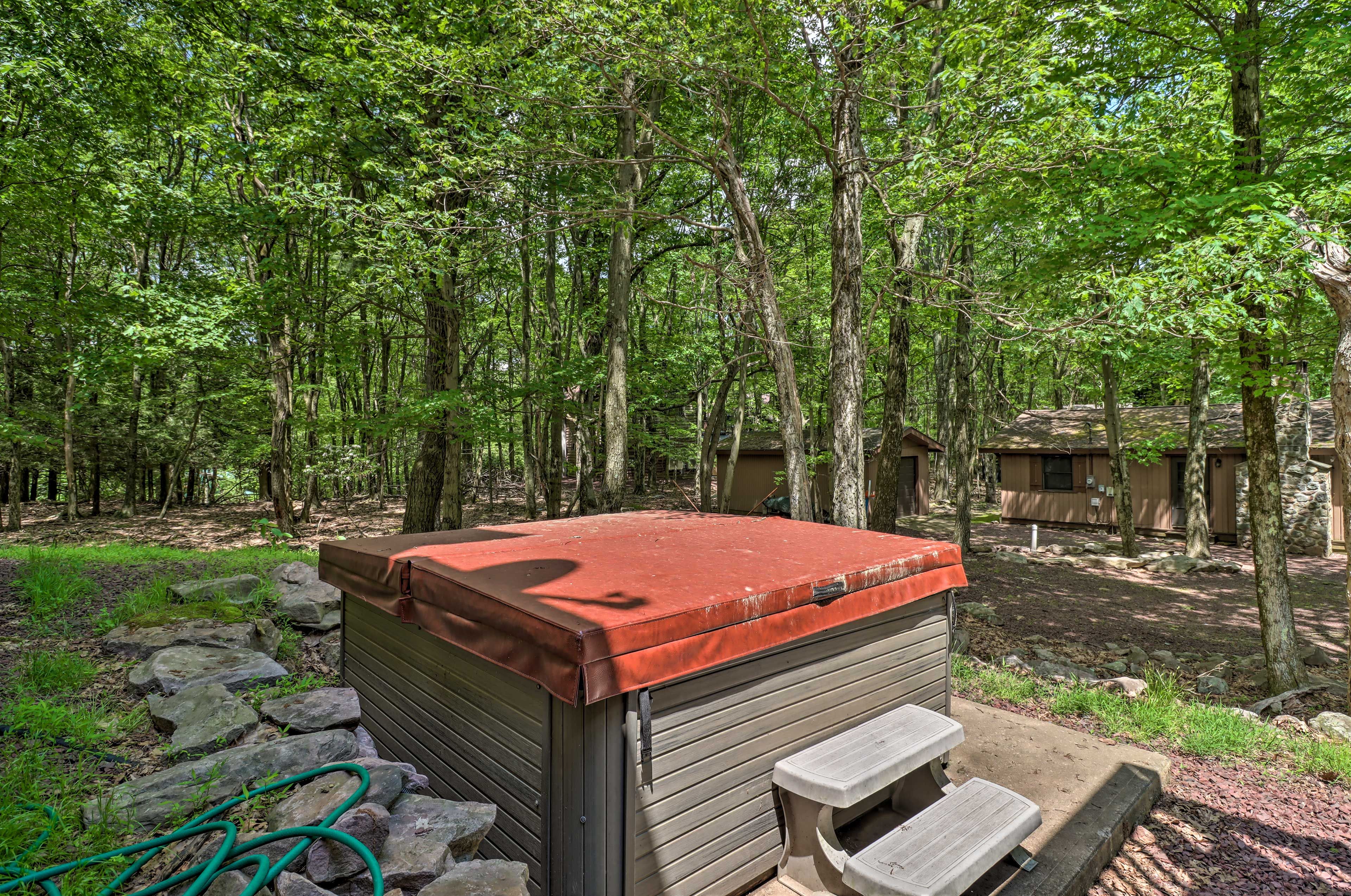 Backyard | Hot Tub