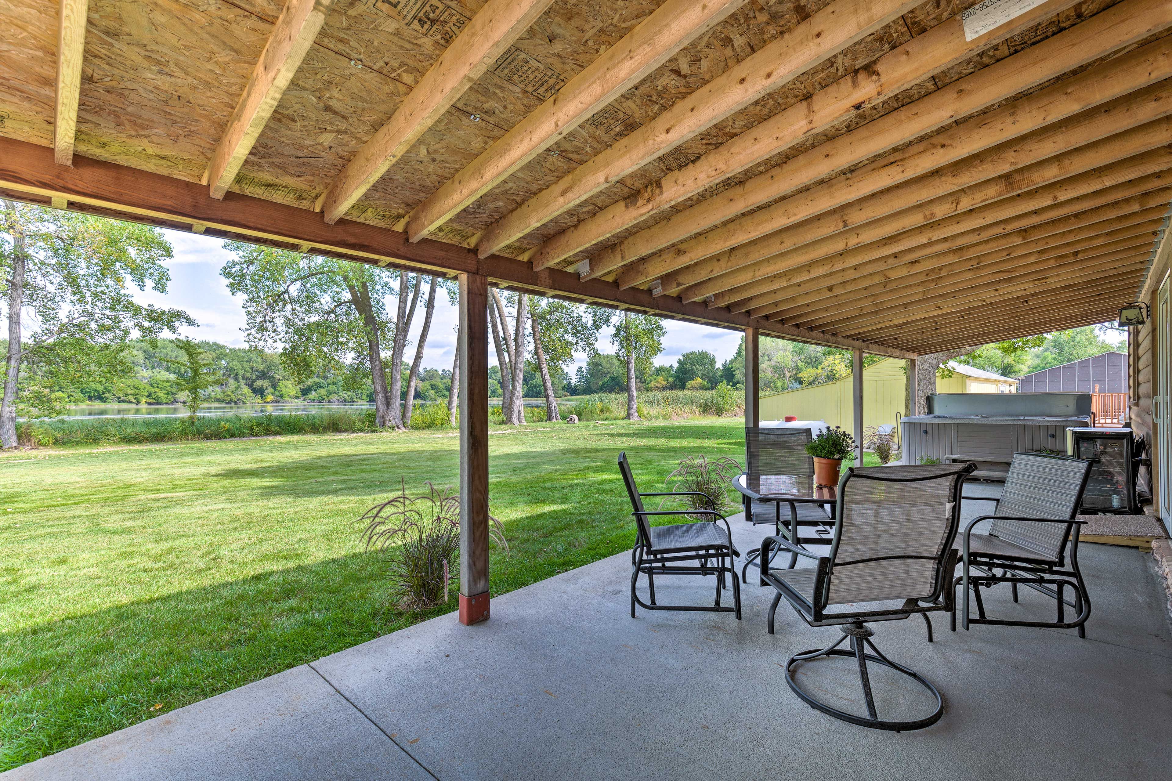 Patio | Hot Tub