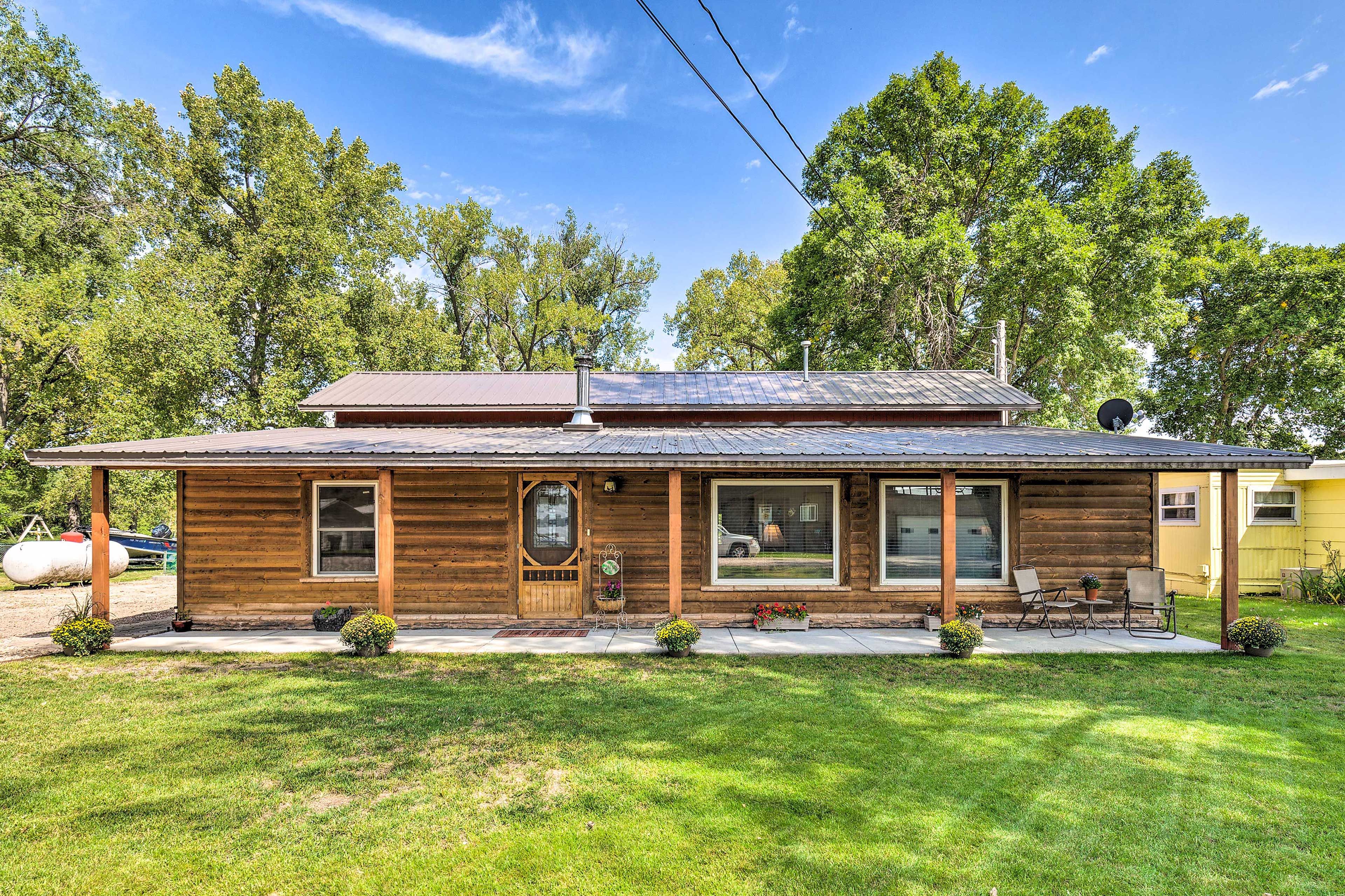 Johnson Lake Vacation Rental | 5BR | 2BA | 2,000 Sq Ft | Step-Free Access