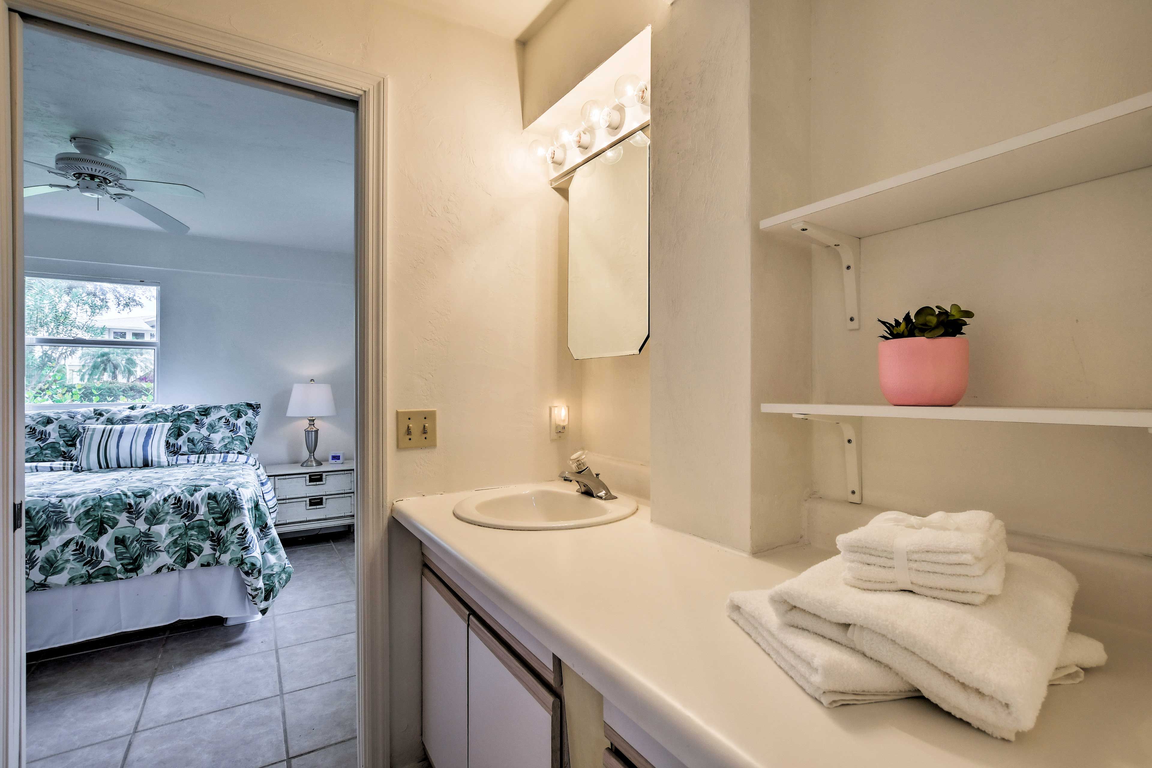 The 2 bedrooms connect with this Jack-and-Jill bathroom.