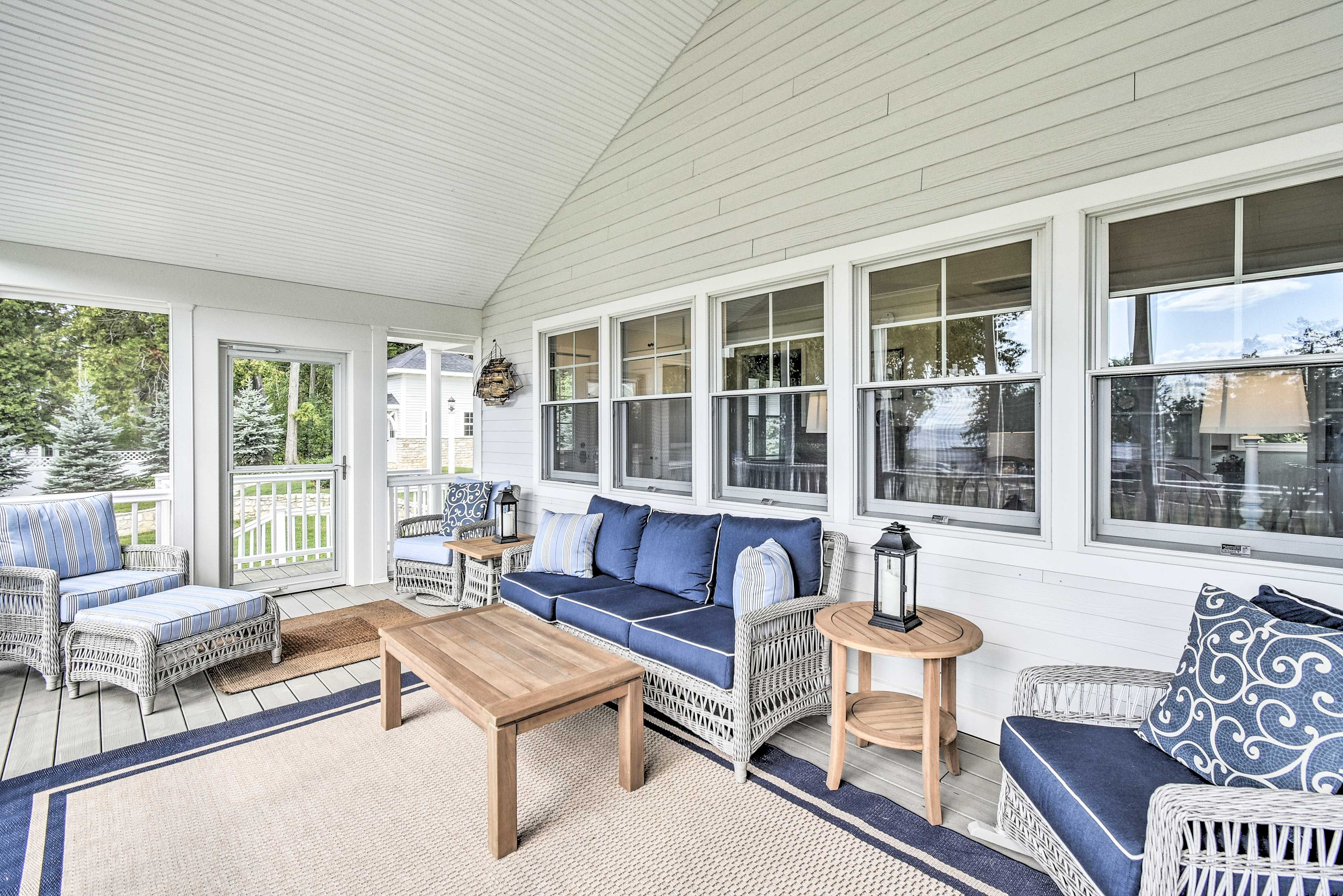Screened Porch