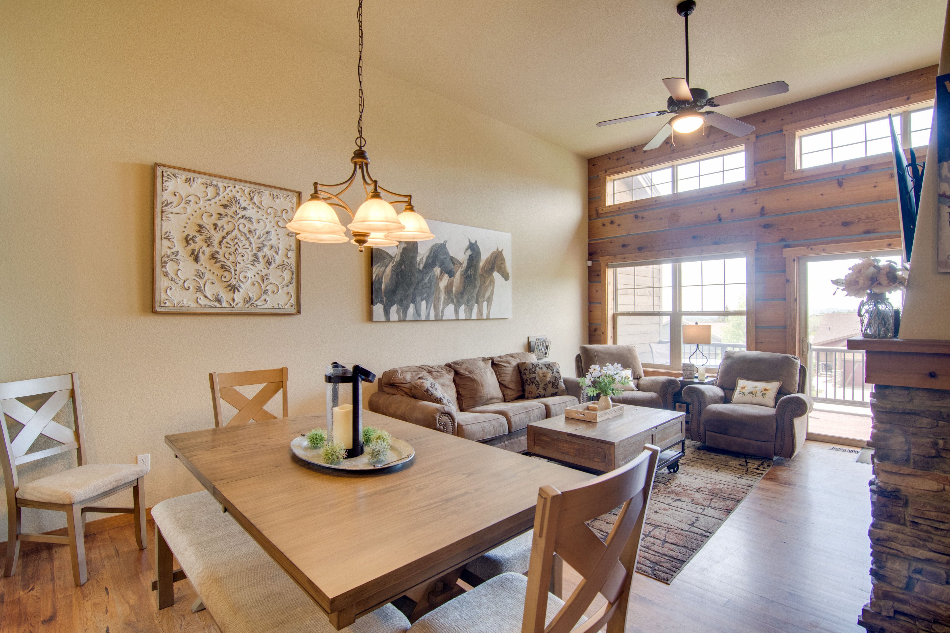 Dining Table | Dishware & Flatware Provided