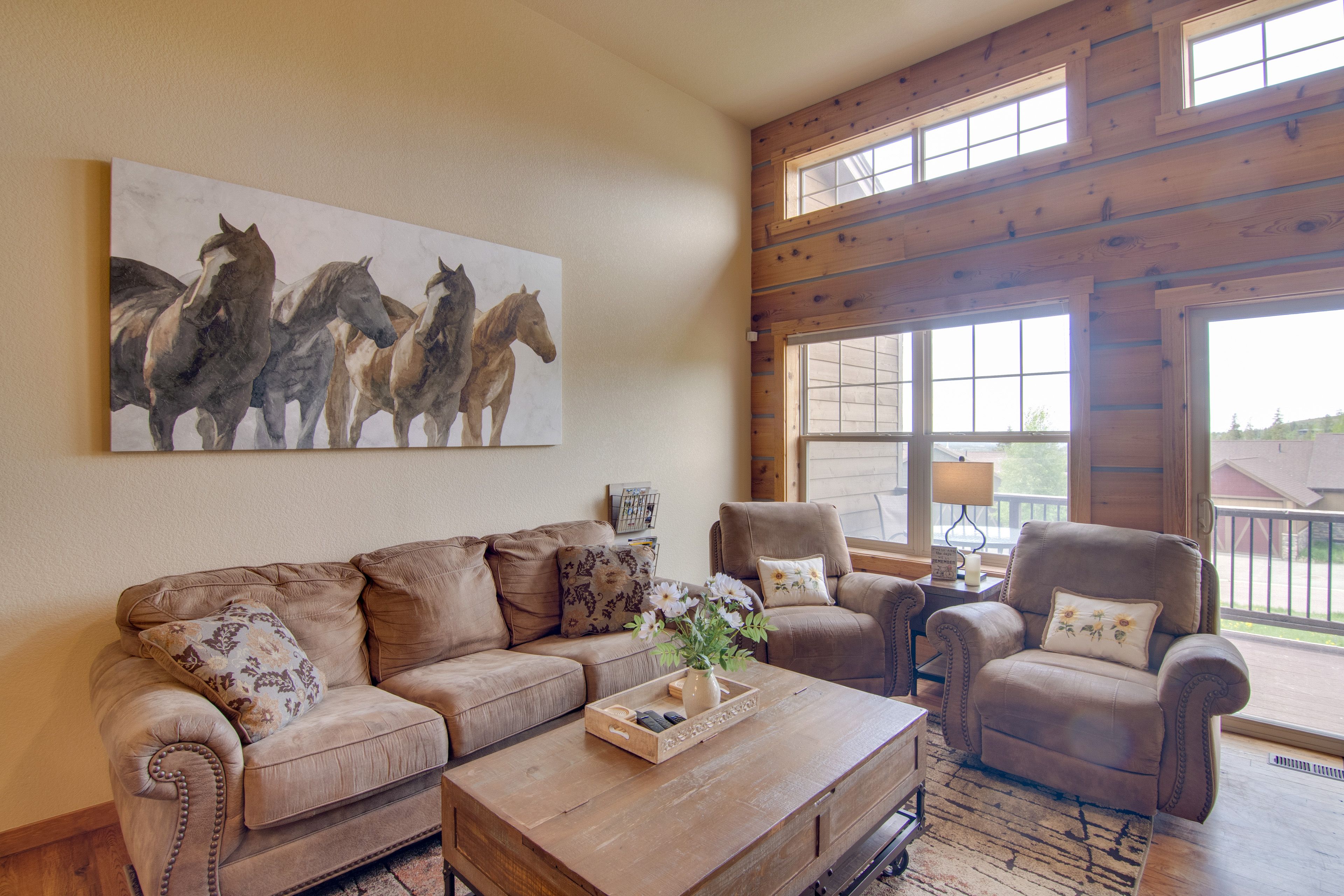 Living Room | Sleeper Sofa | Free WiFi | Smart TV