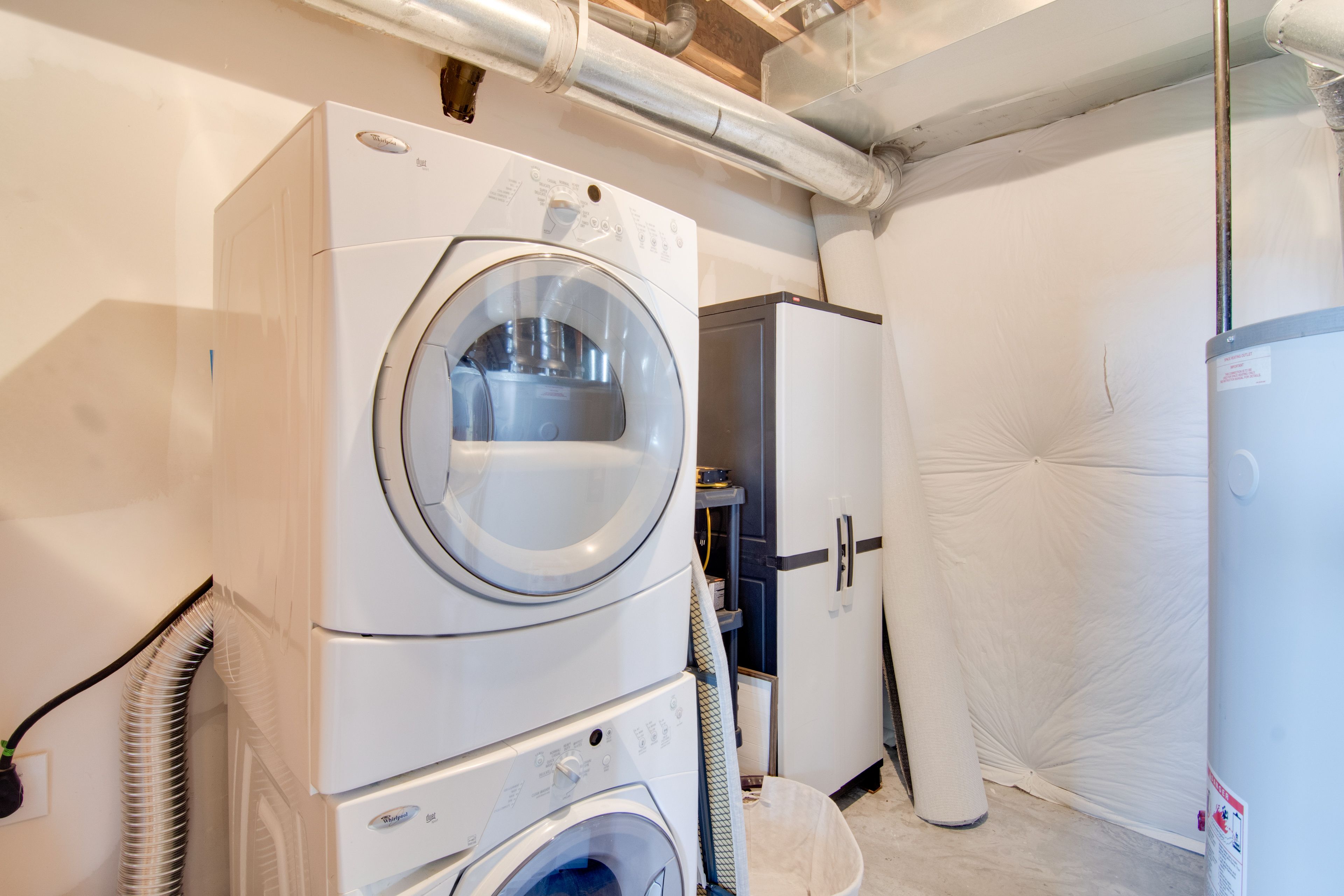 Laundry Room | Washer & Dryer