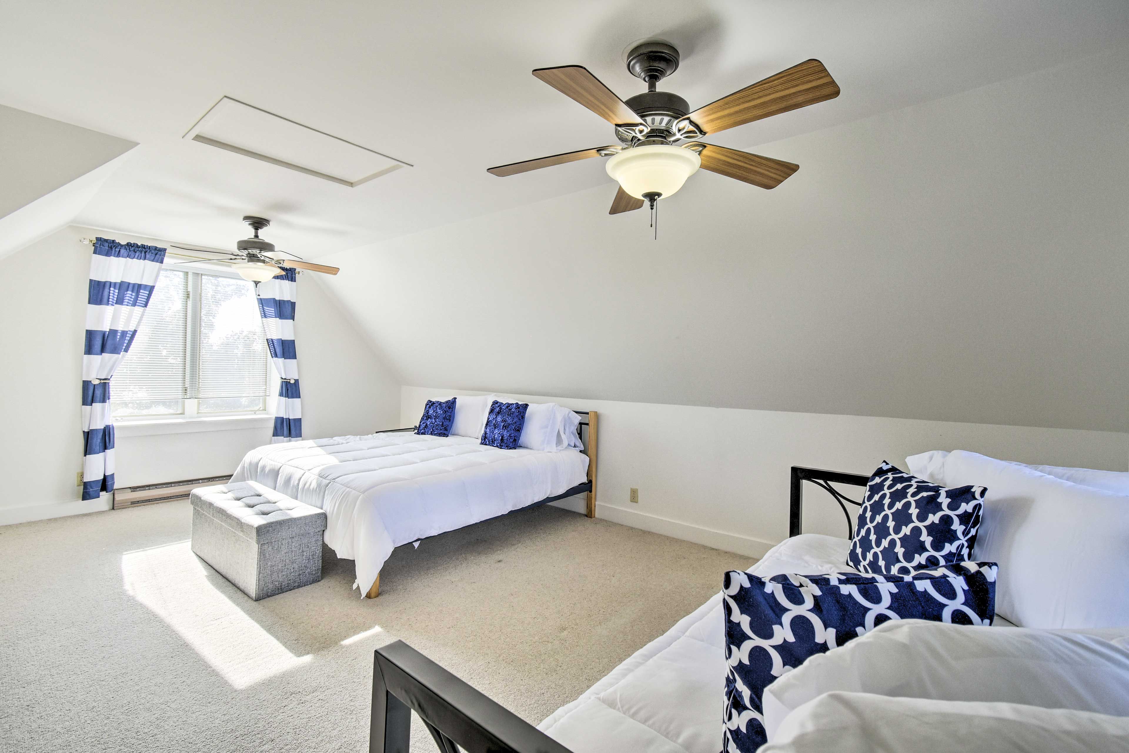 Bedroom 3 | 2nd Floor | King Bed | Twin Bed w/ Twin Daybed