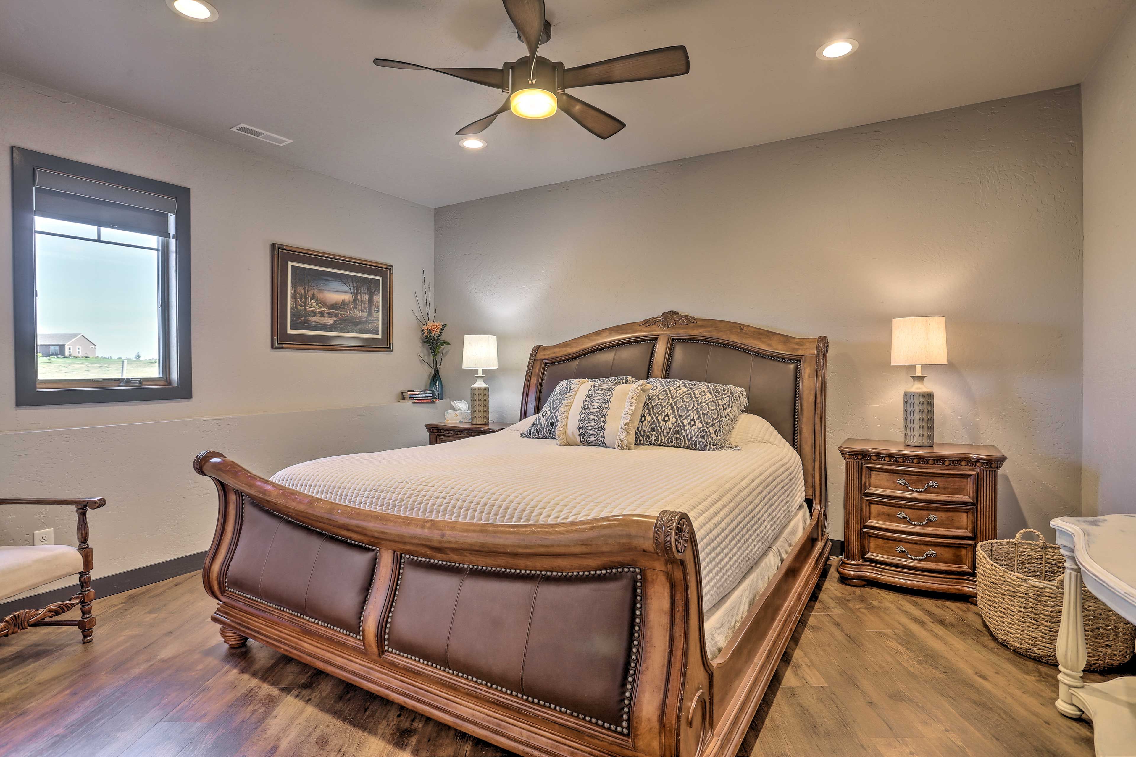Bedroom 1 | King Bed | Linens Provided