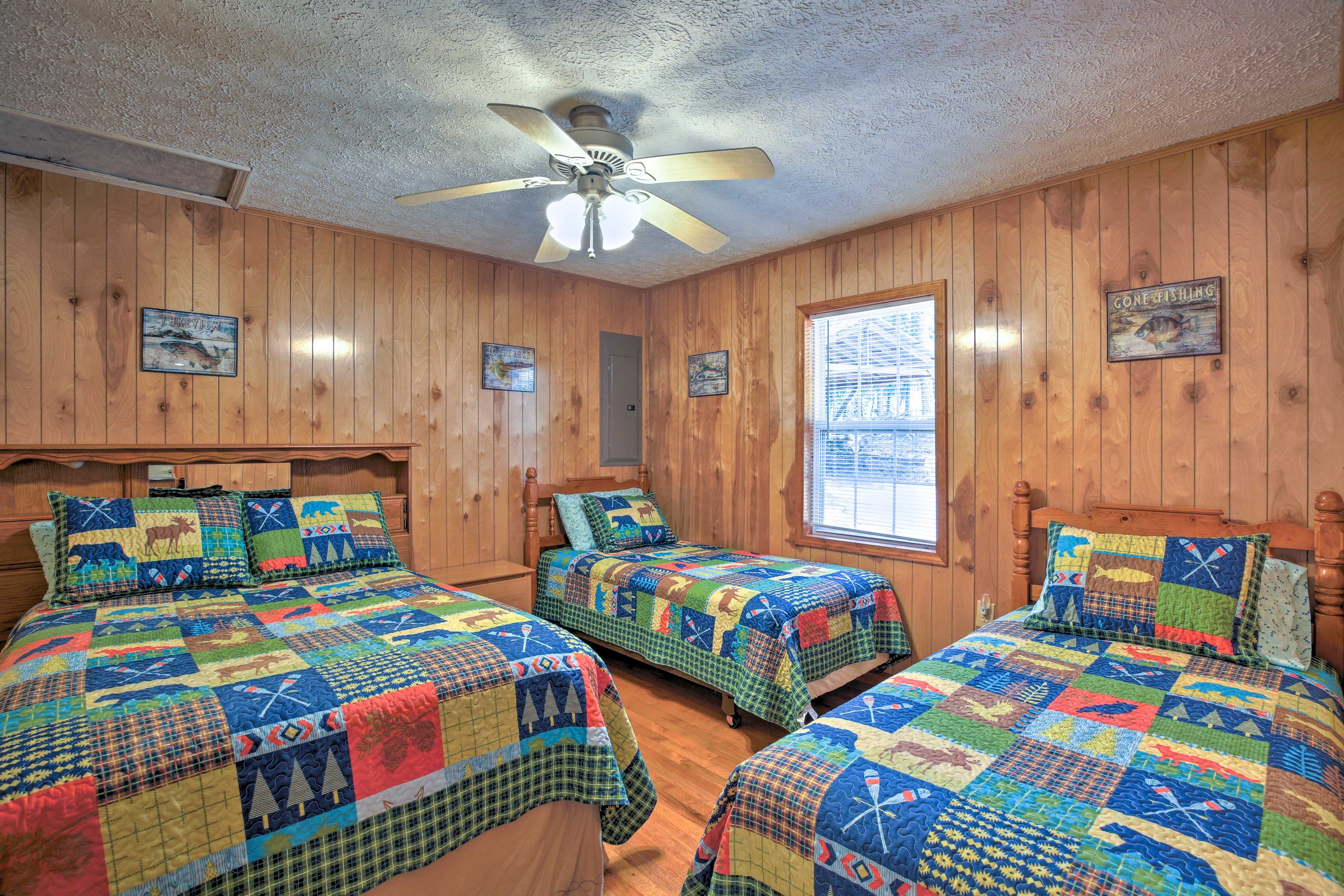 Bedroom 2 | Full Bed | 2 Twin Beds