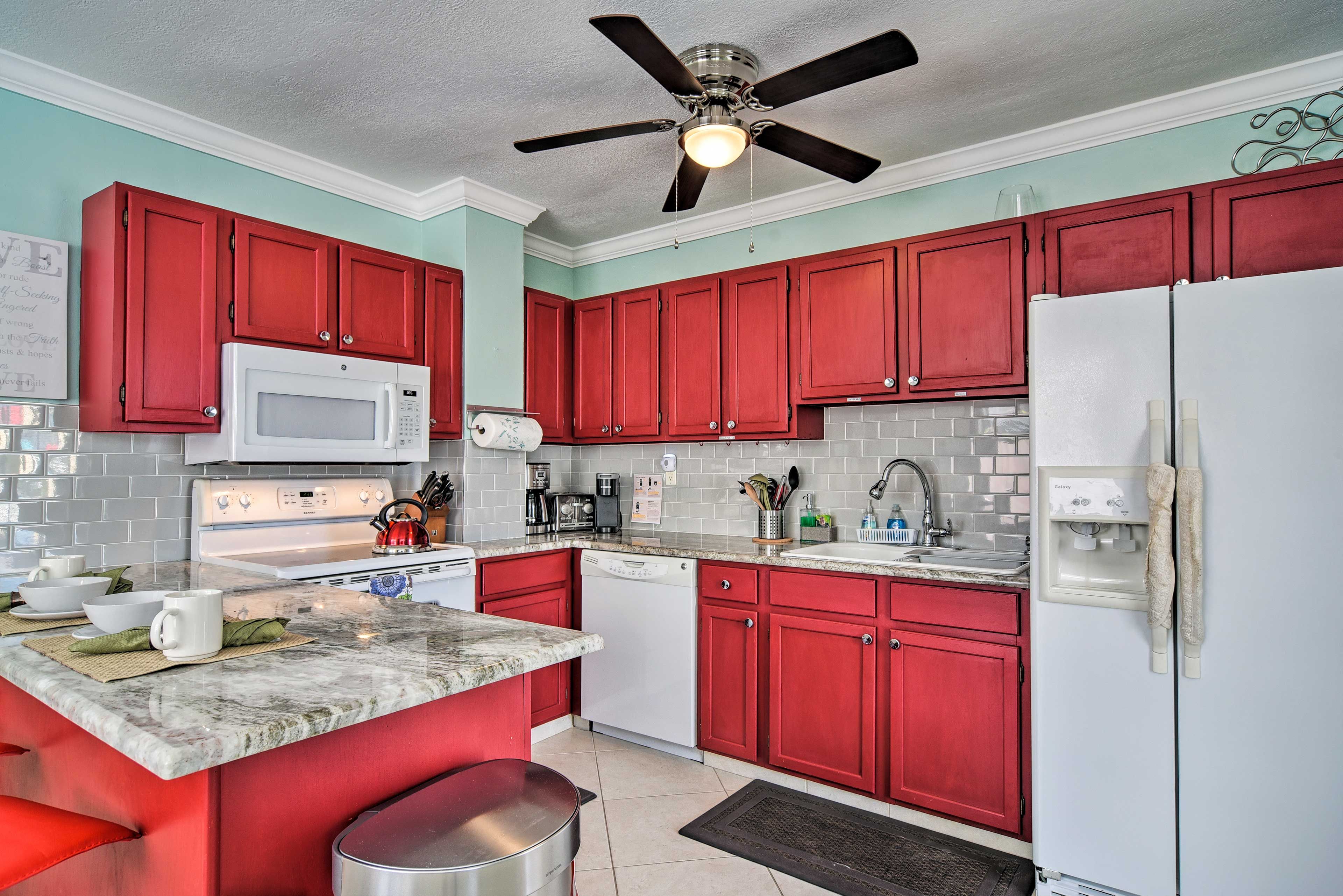 Kitchen | Dishware & Flatwar