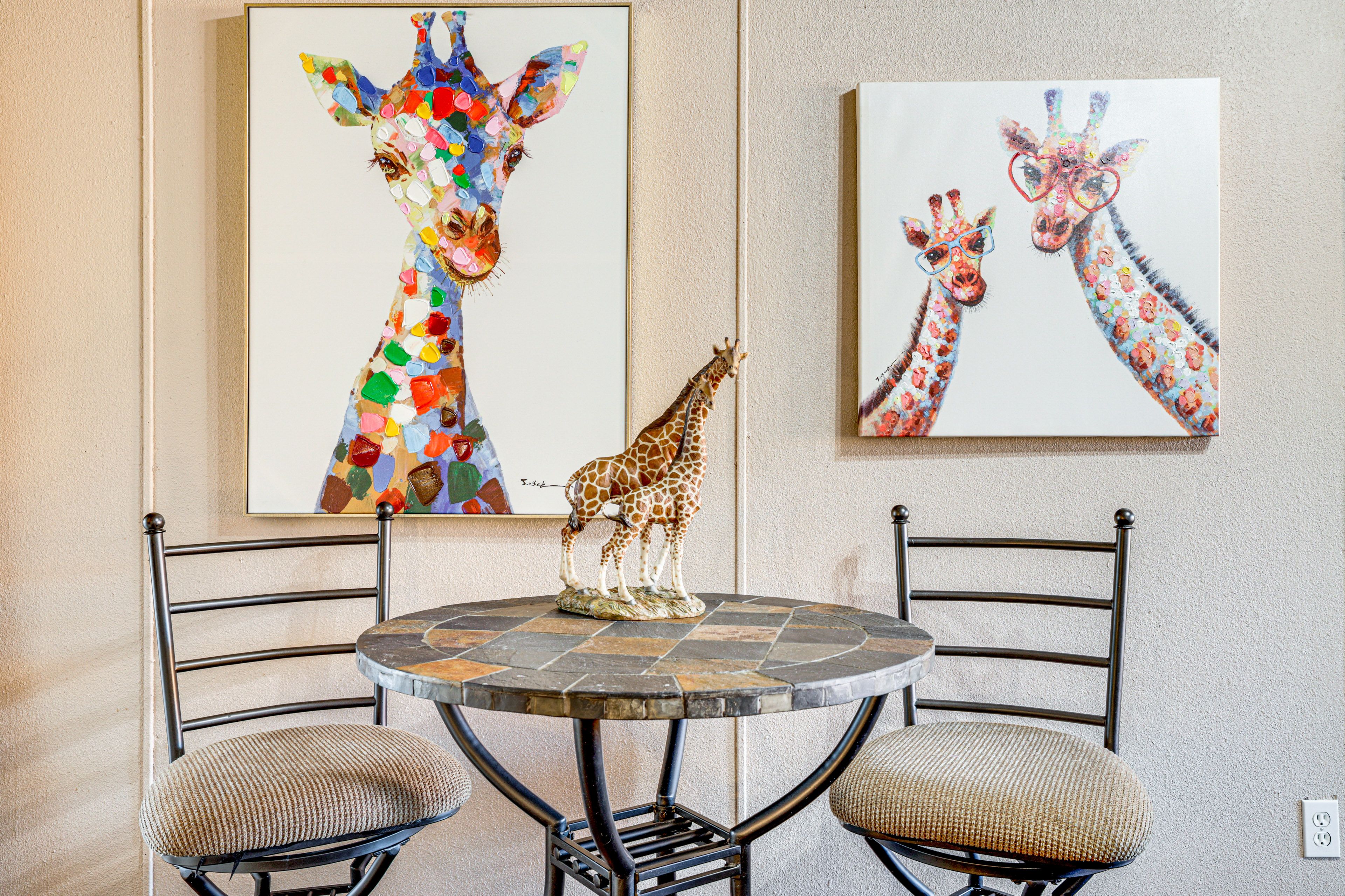 Dining Area | Dishware & Flatware