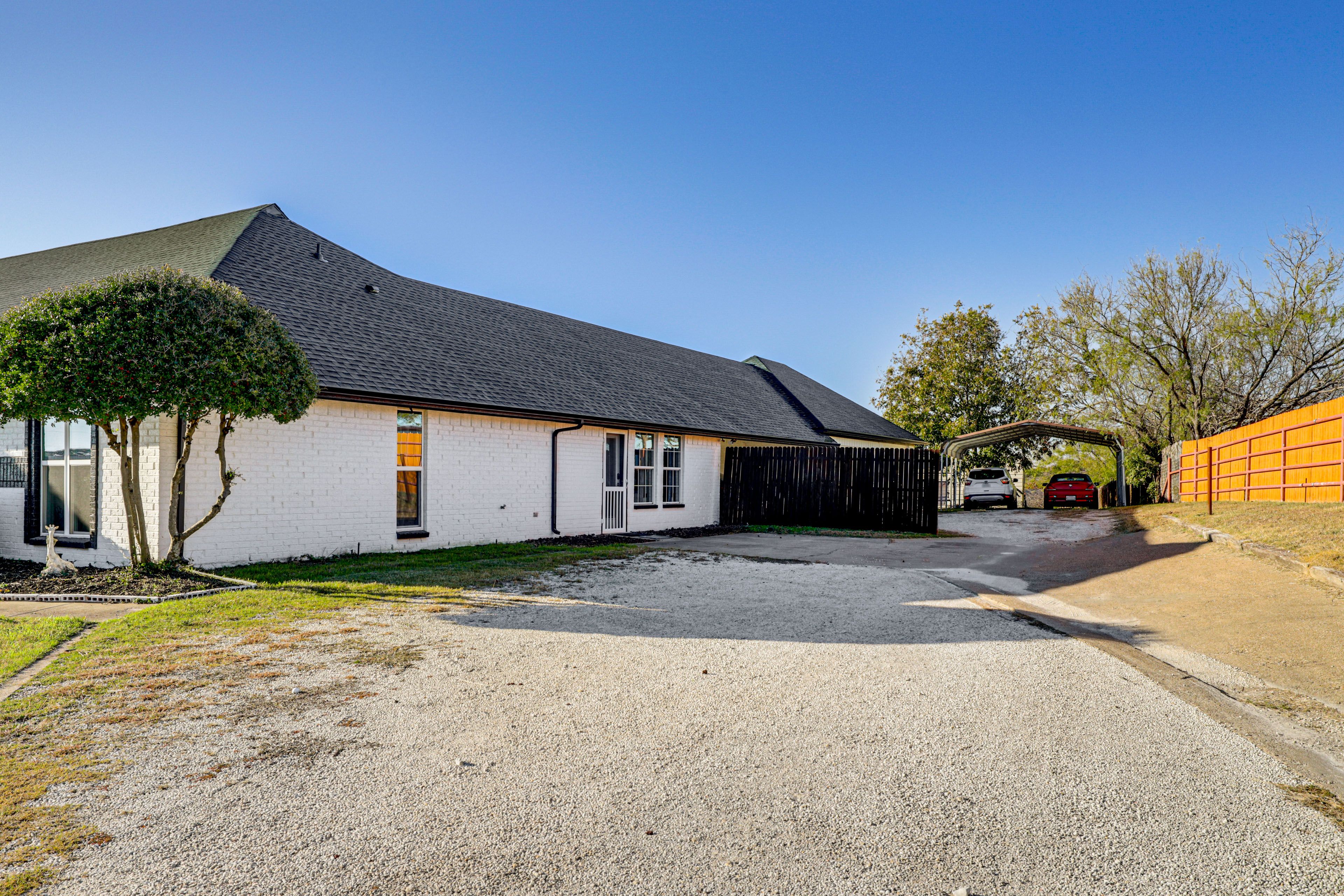 Granbury Vacation Rental | Studio | 1BA | Step-Free Access | 450 Sq Ft