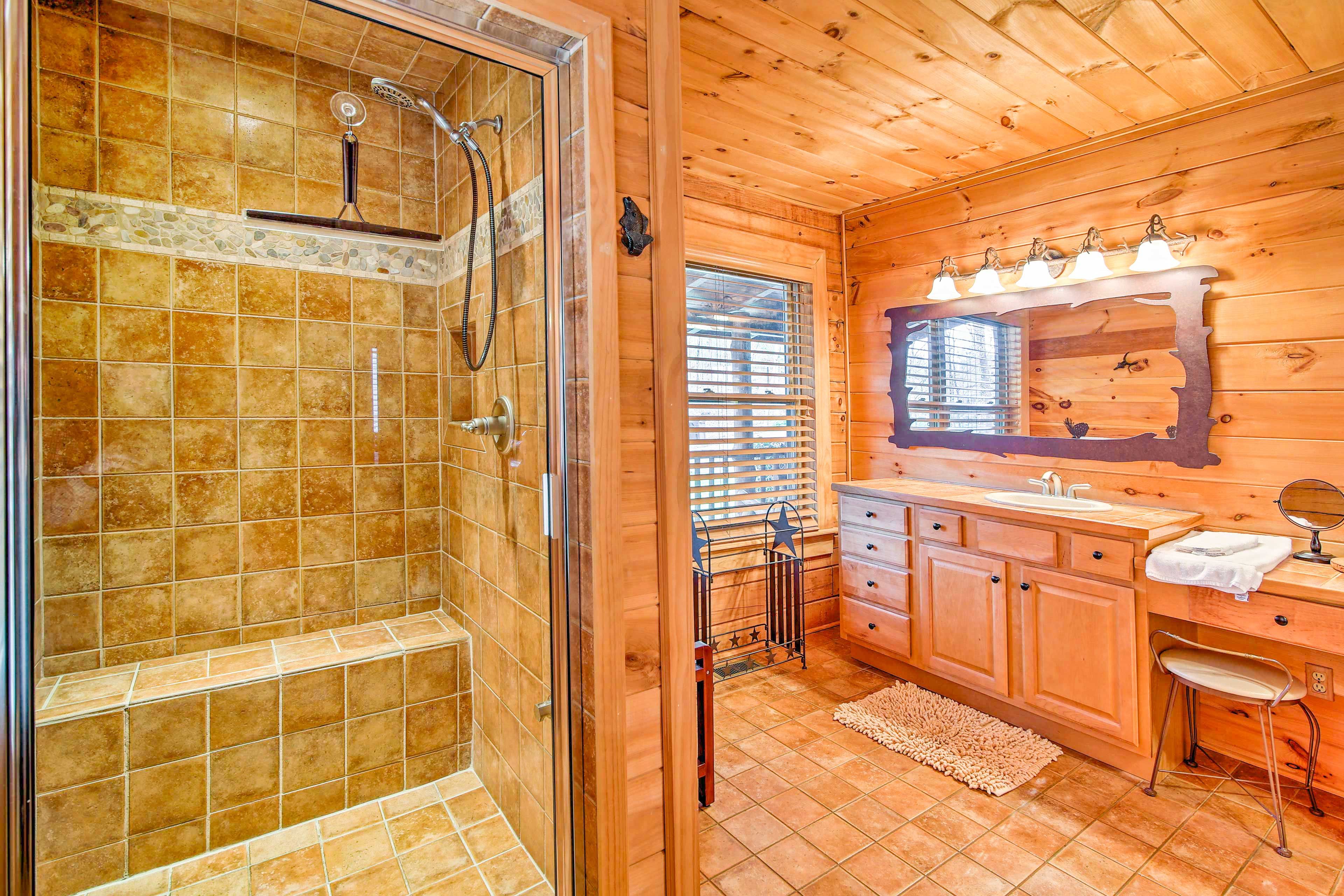 En-Suite Bathroom
