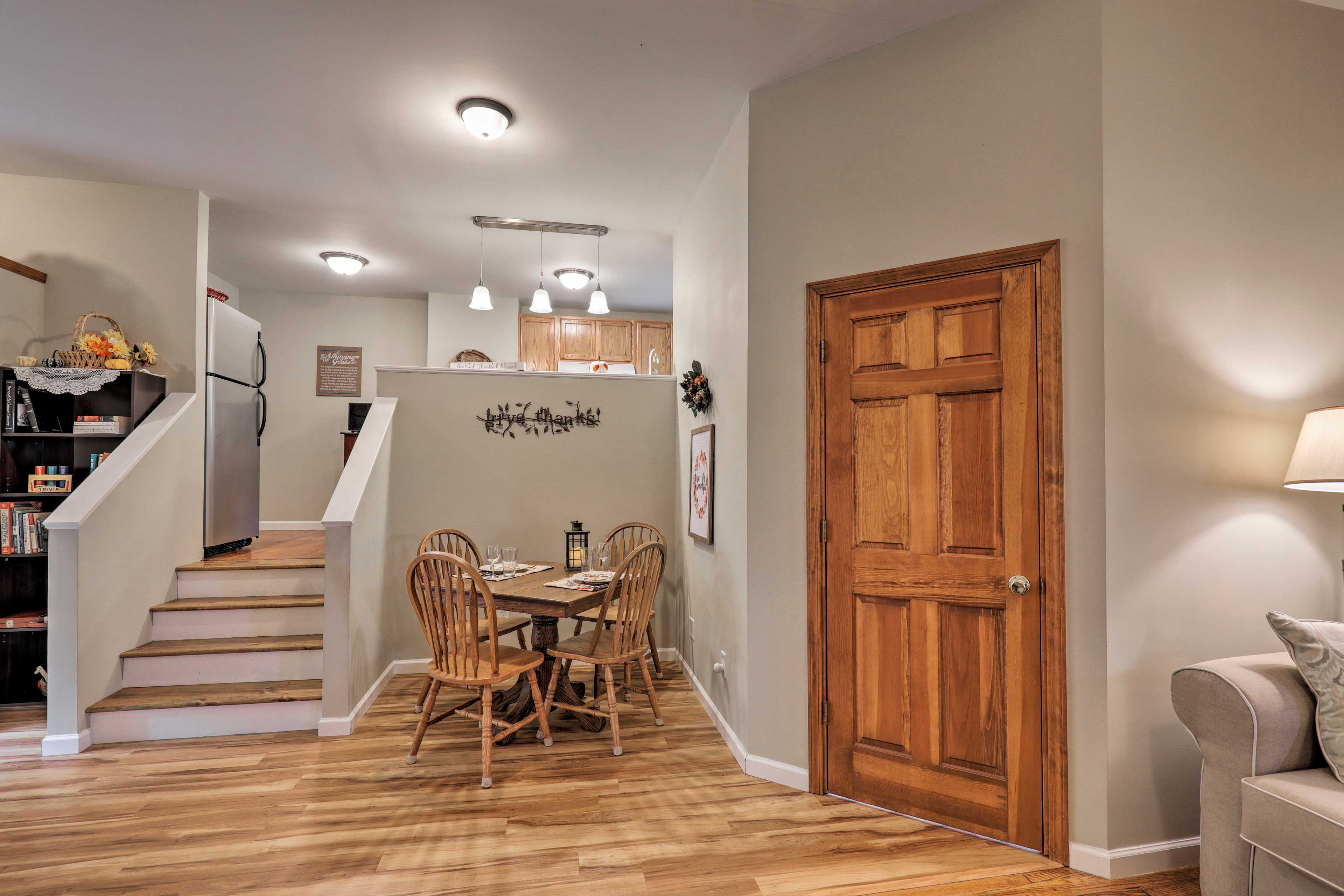 Dining Area | Dishware & Flatware