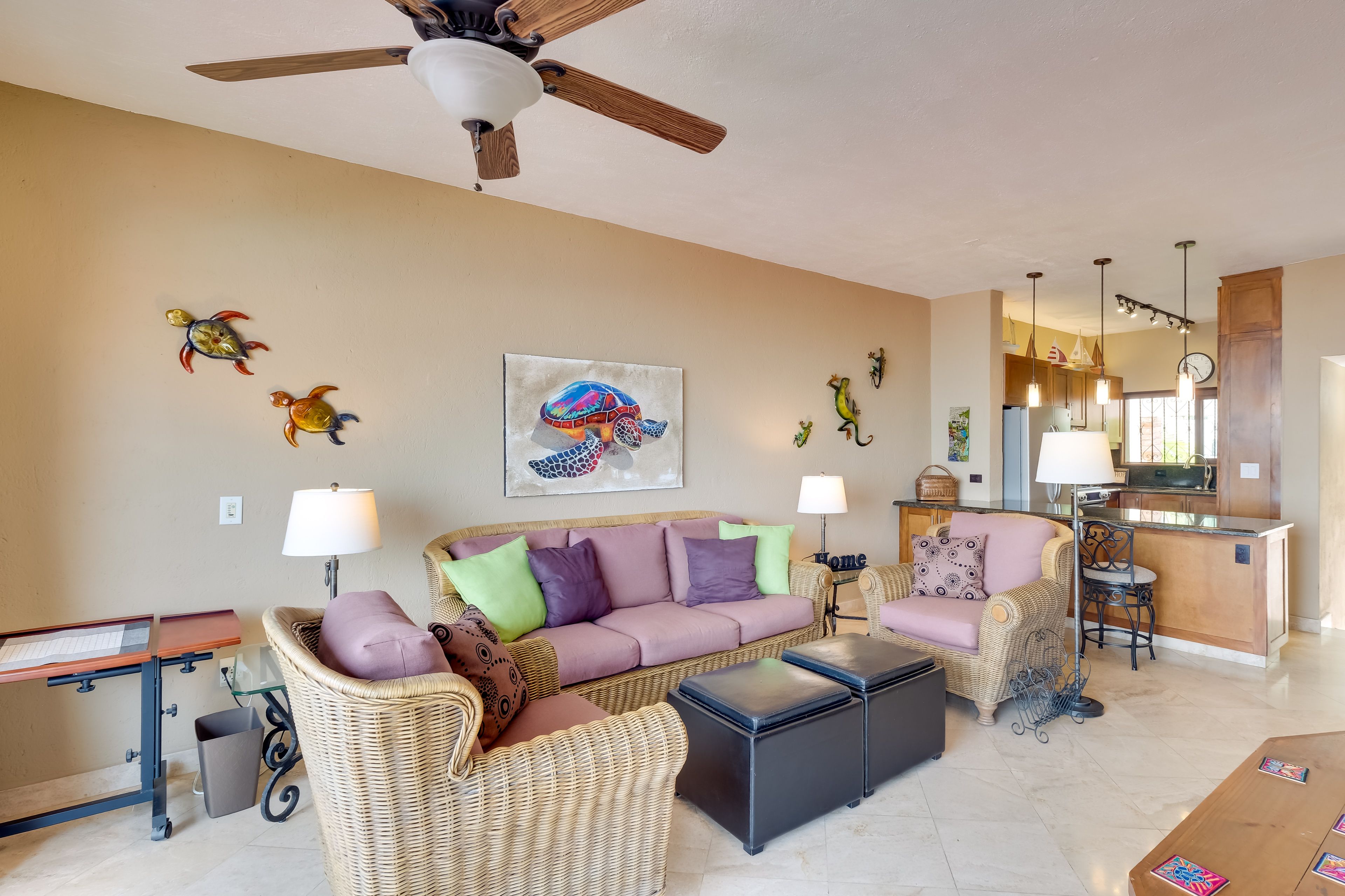 Living Room | Free WiFi | Smart TV