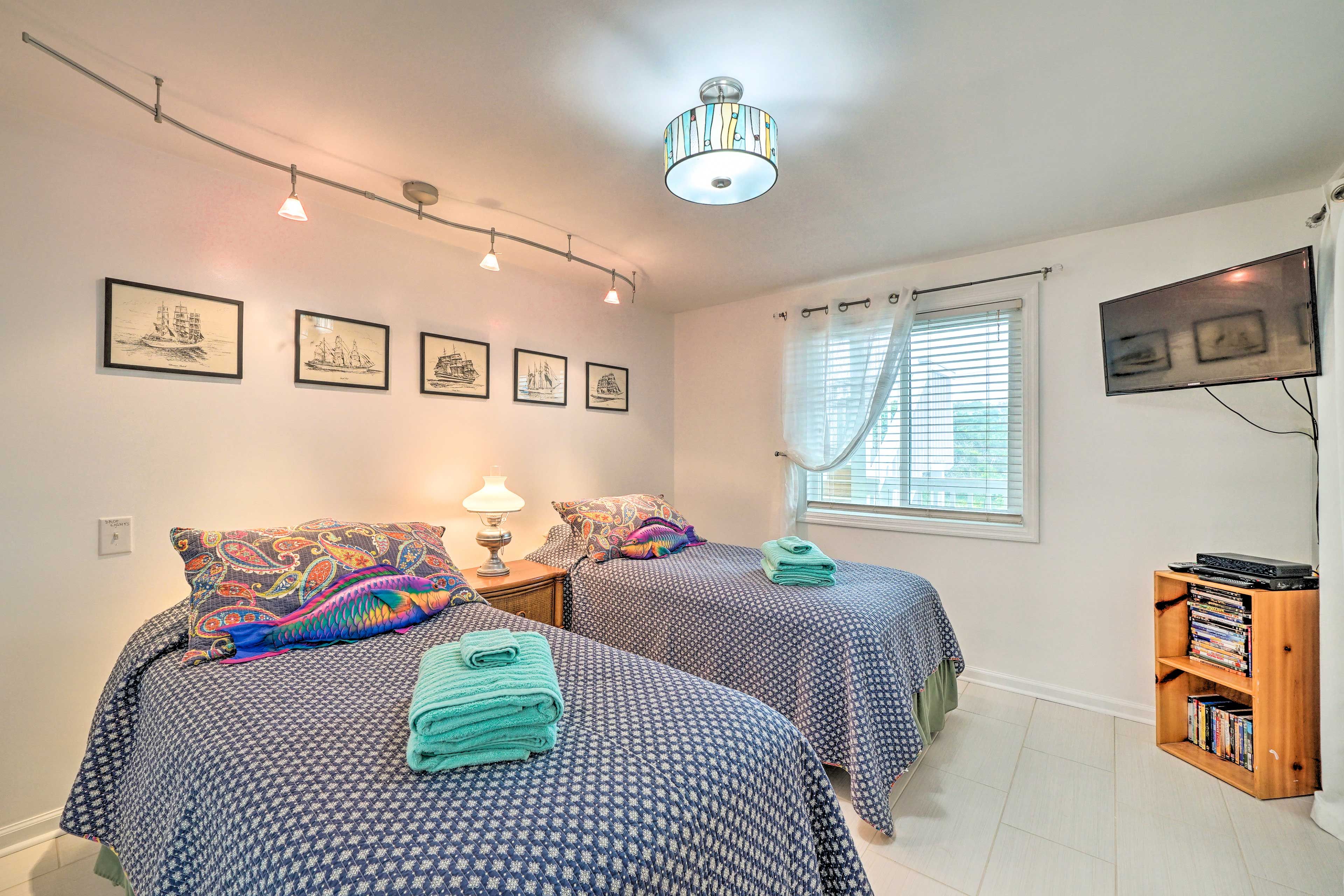 Bedroom 2 | 2 Twin Beds