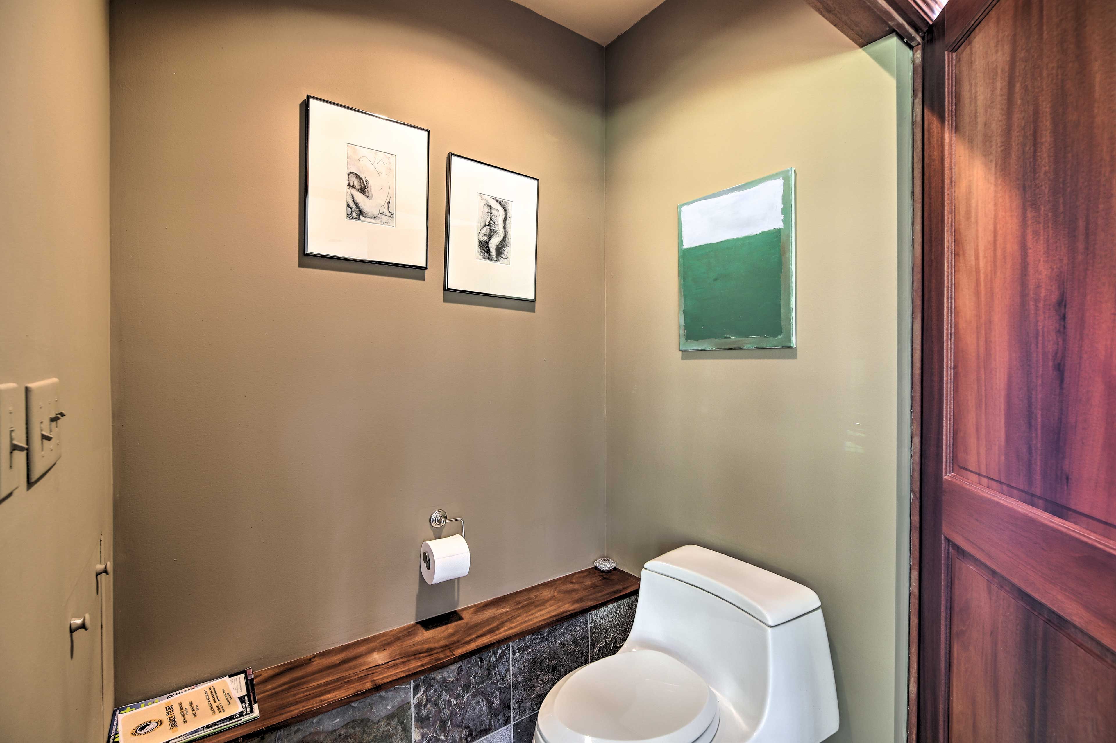 Full Bathroom
