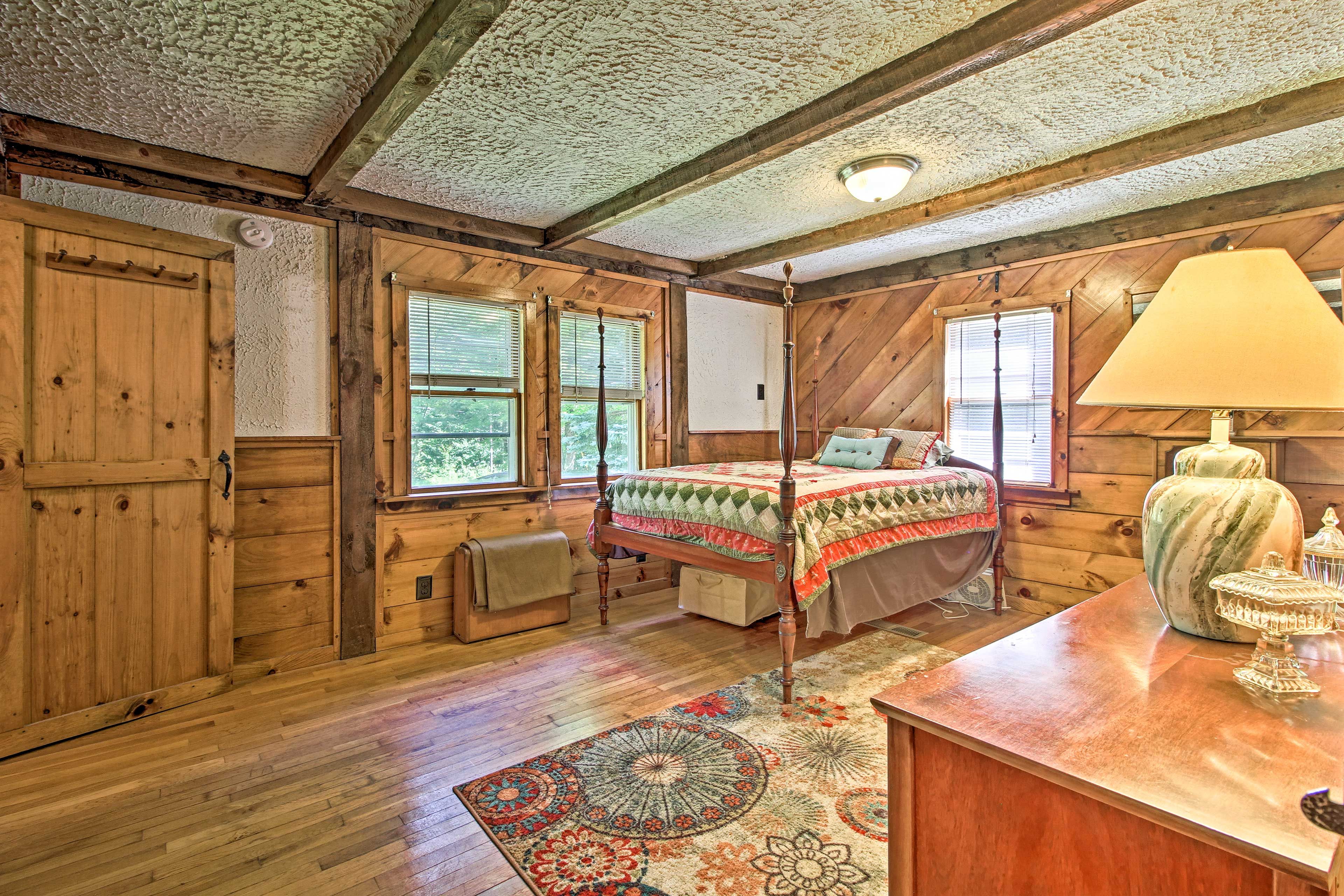 Bedroom 1 | Full Bed | En-Suite Bathroom