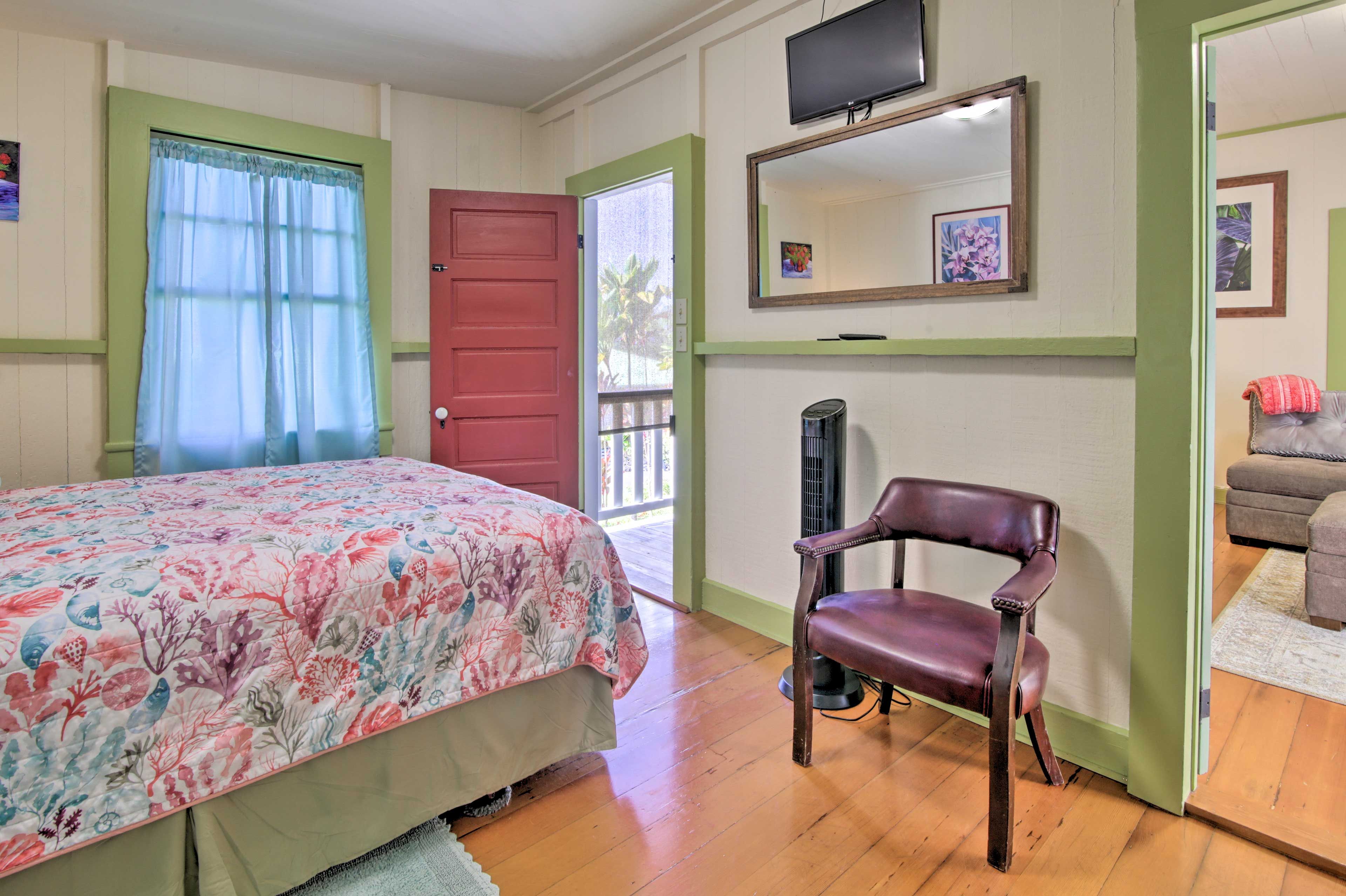 Bedroom | Queen Bed