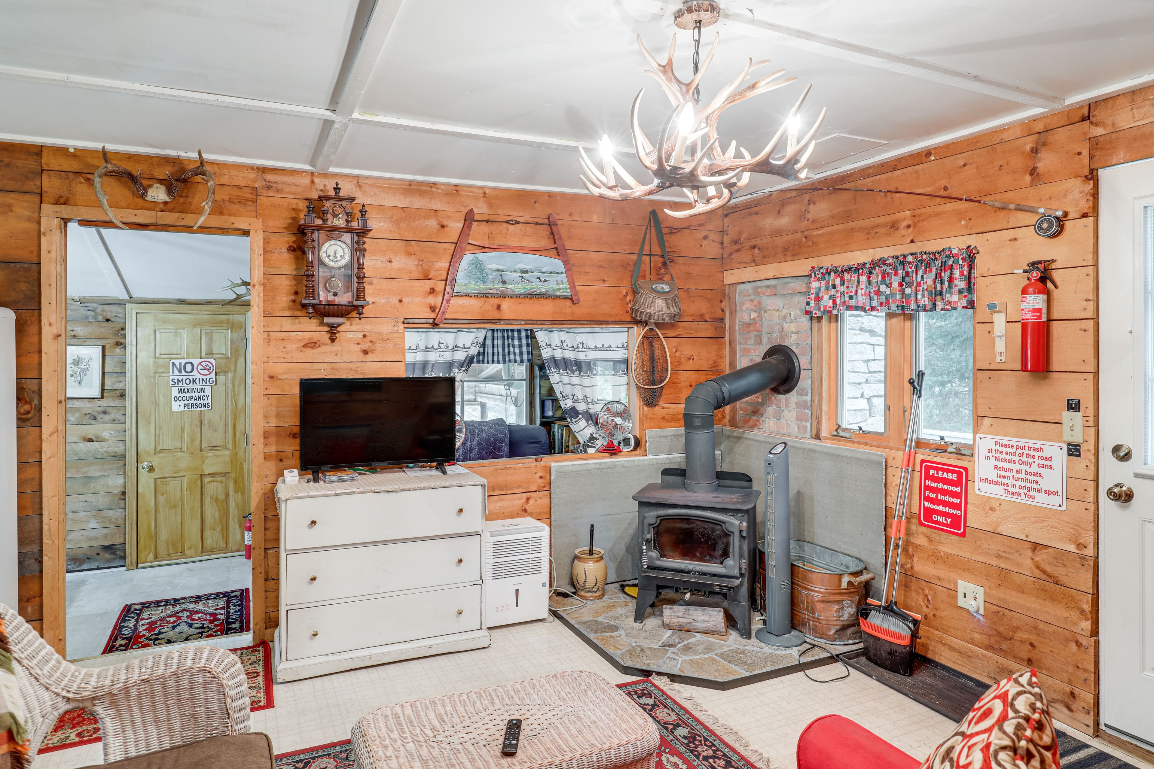 Living Room | Flat-Screen TV | Wood-Burning Stove (Wood Not Provided)