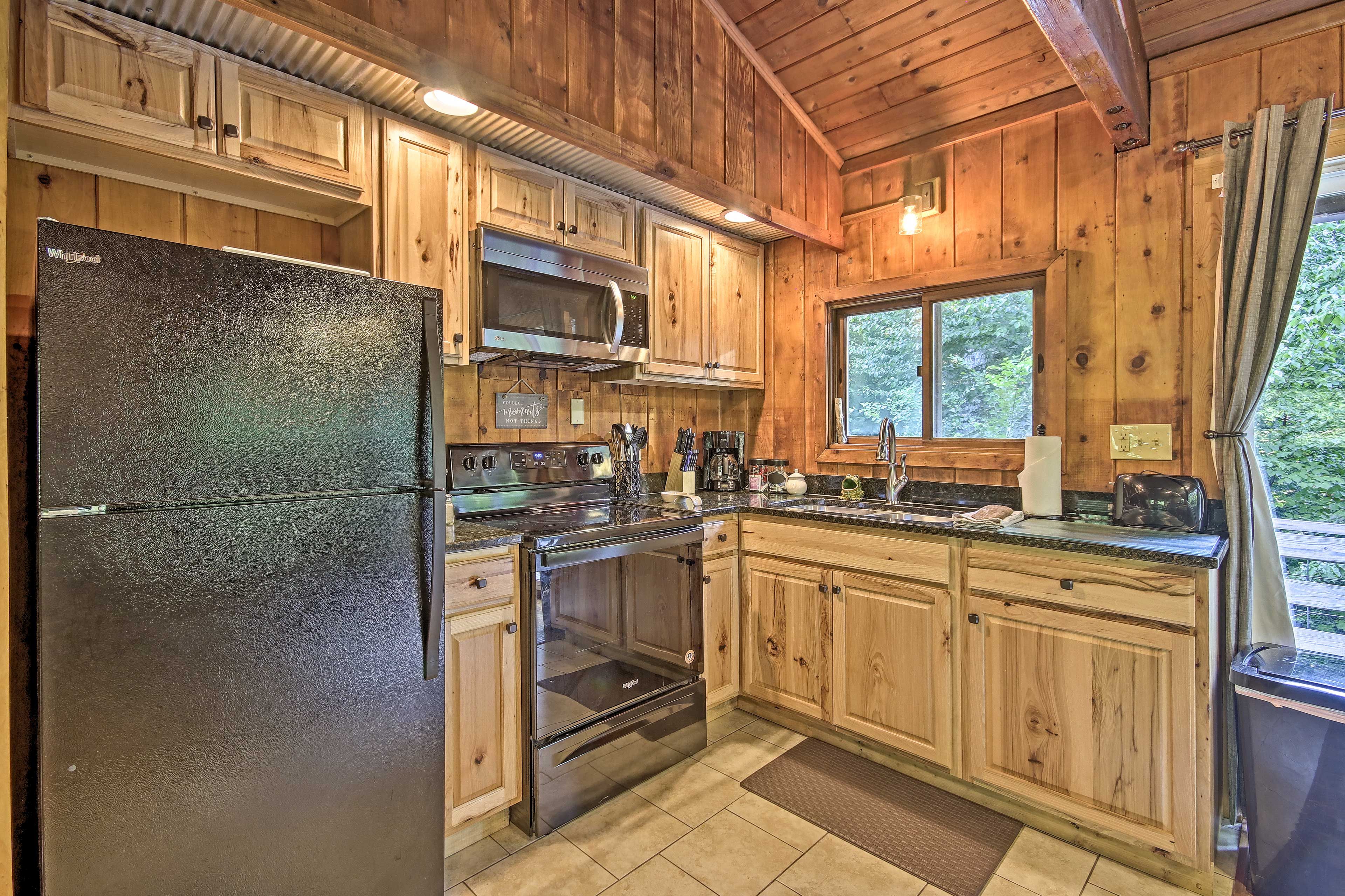 Kitchen | Fully Equipped