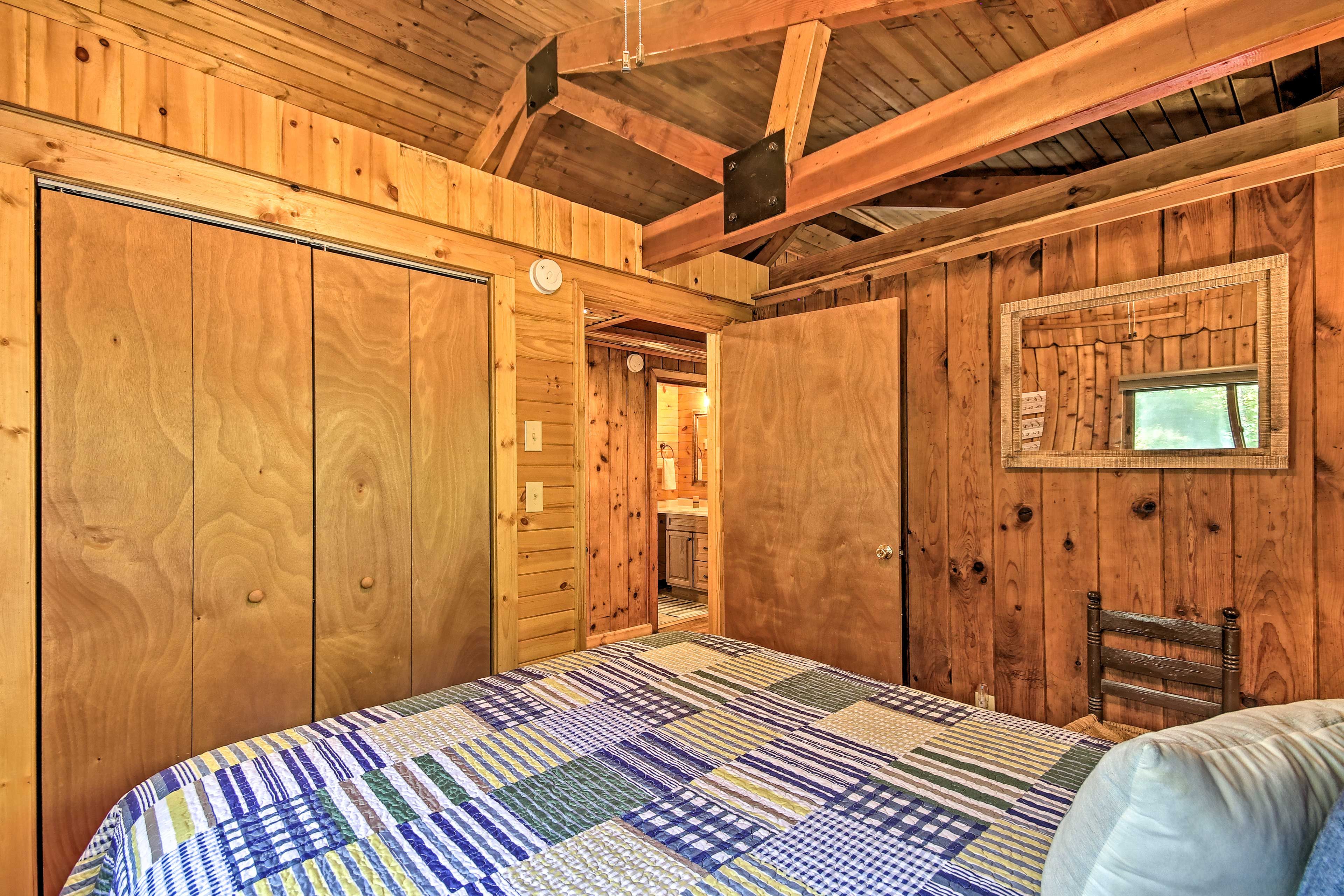 Bedroom 1 | Linens Provided