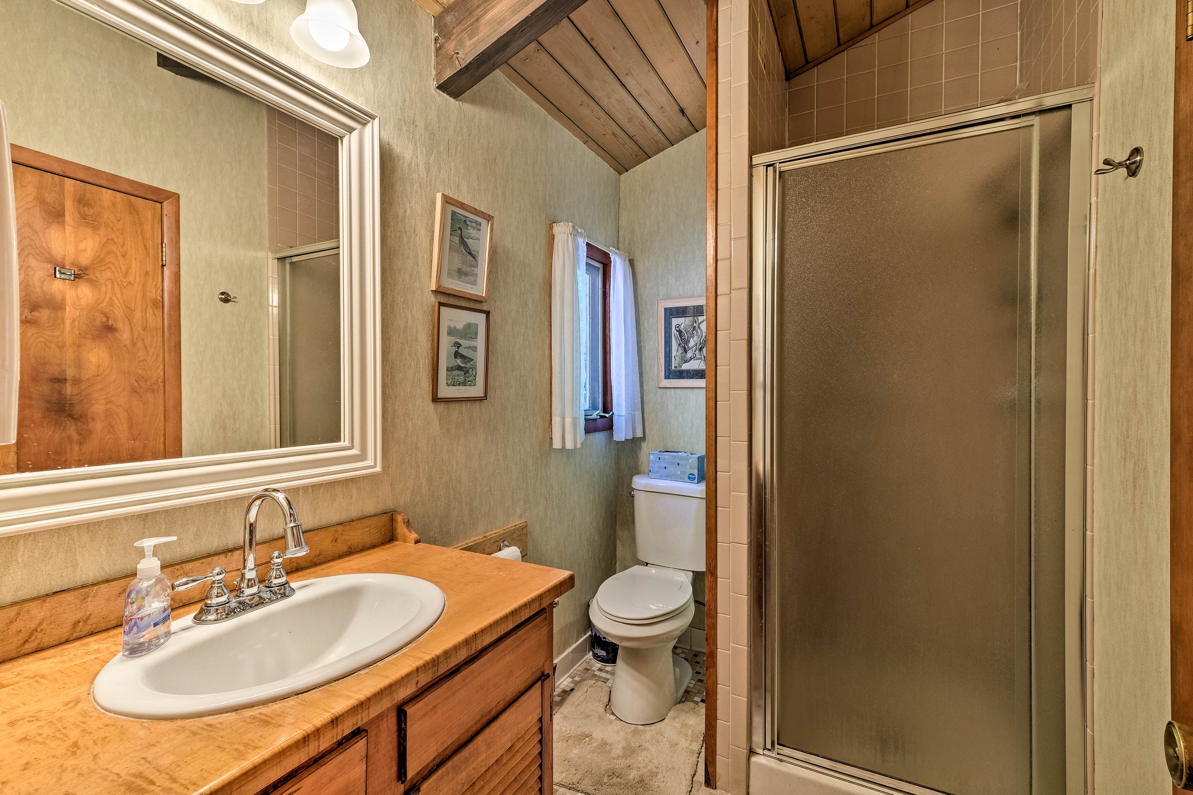 En-Suite Bathroom