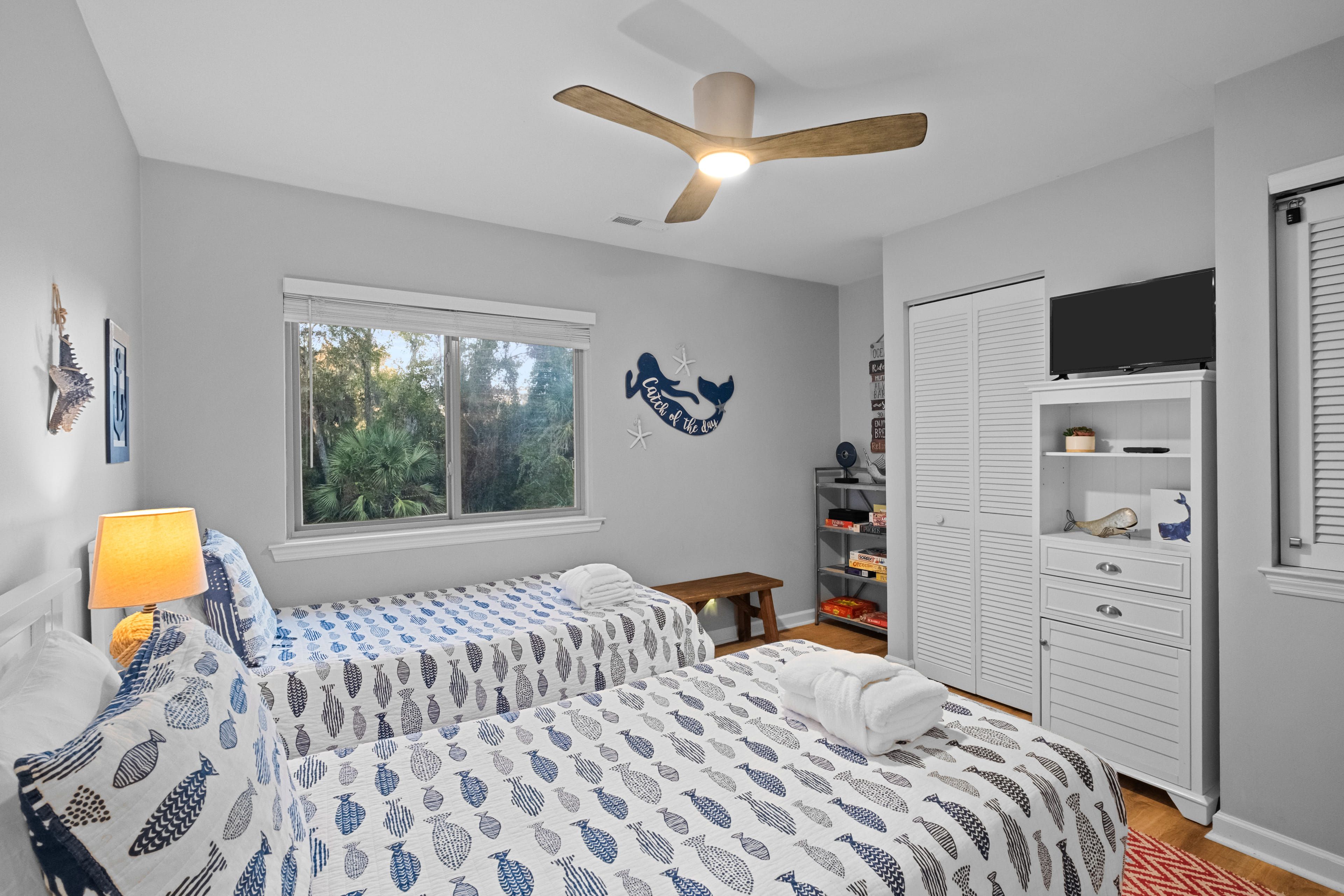 Bedroom 2 | 2 Twin Beds