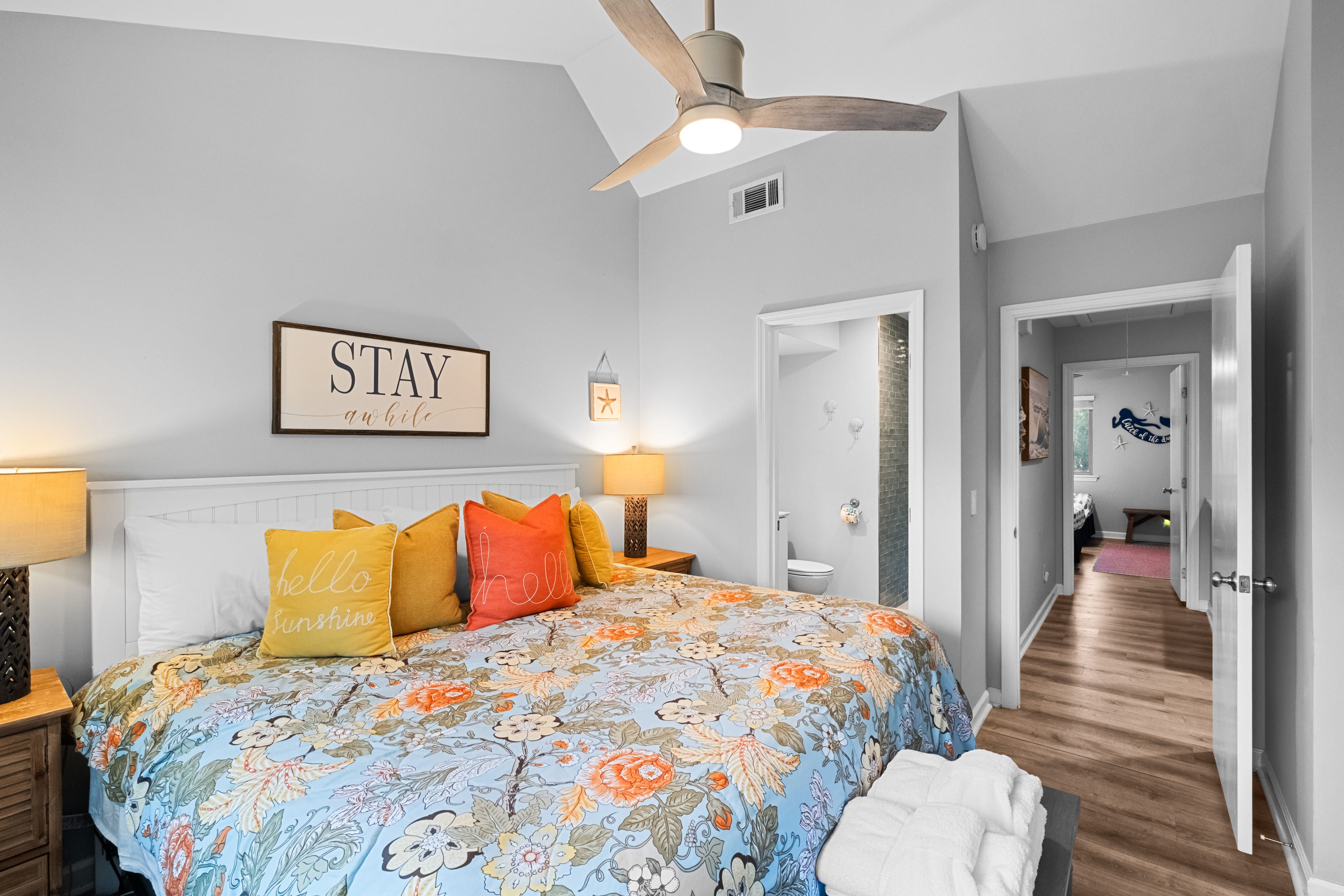 Bedroom 1 | King Bed