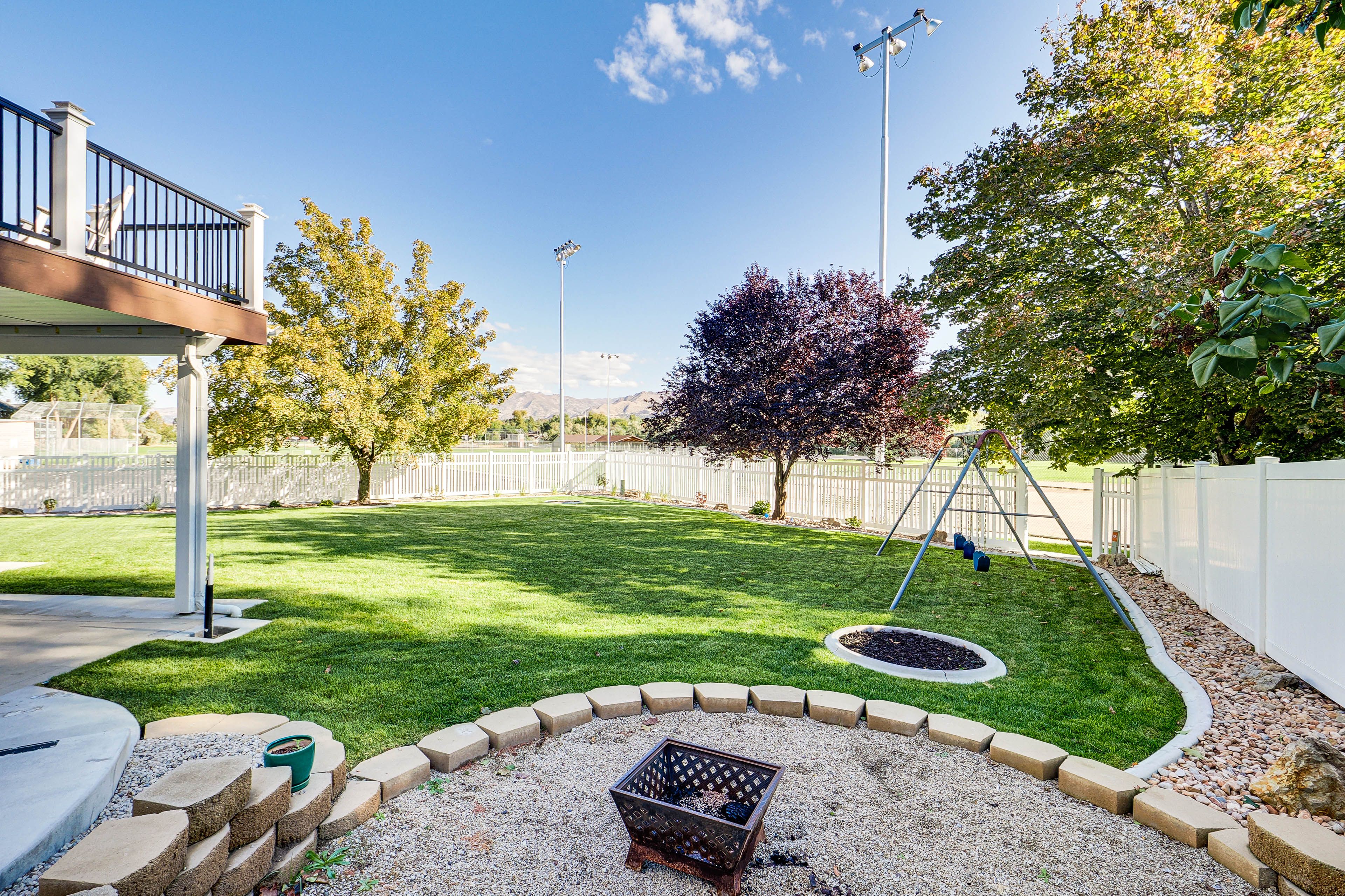 Shared Yard