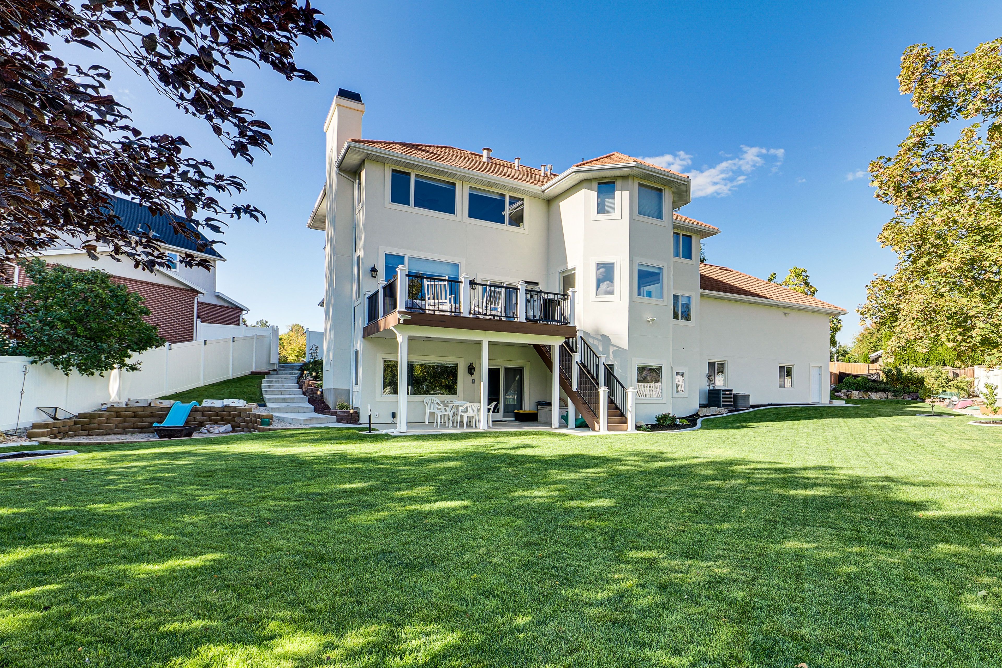 Exterior | Lower Unit | Shared Yard | Homeowner On-Site Upstairs