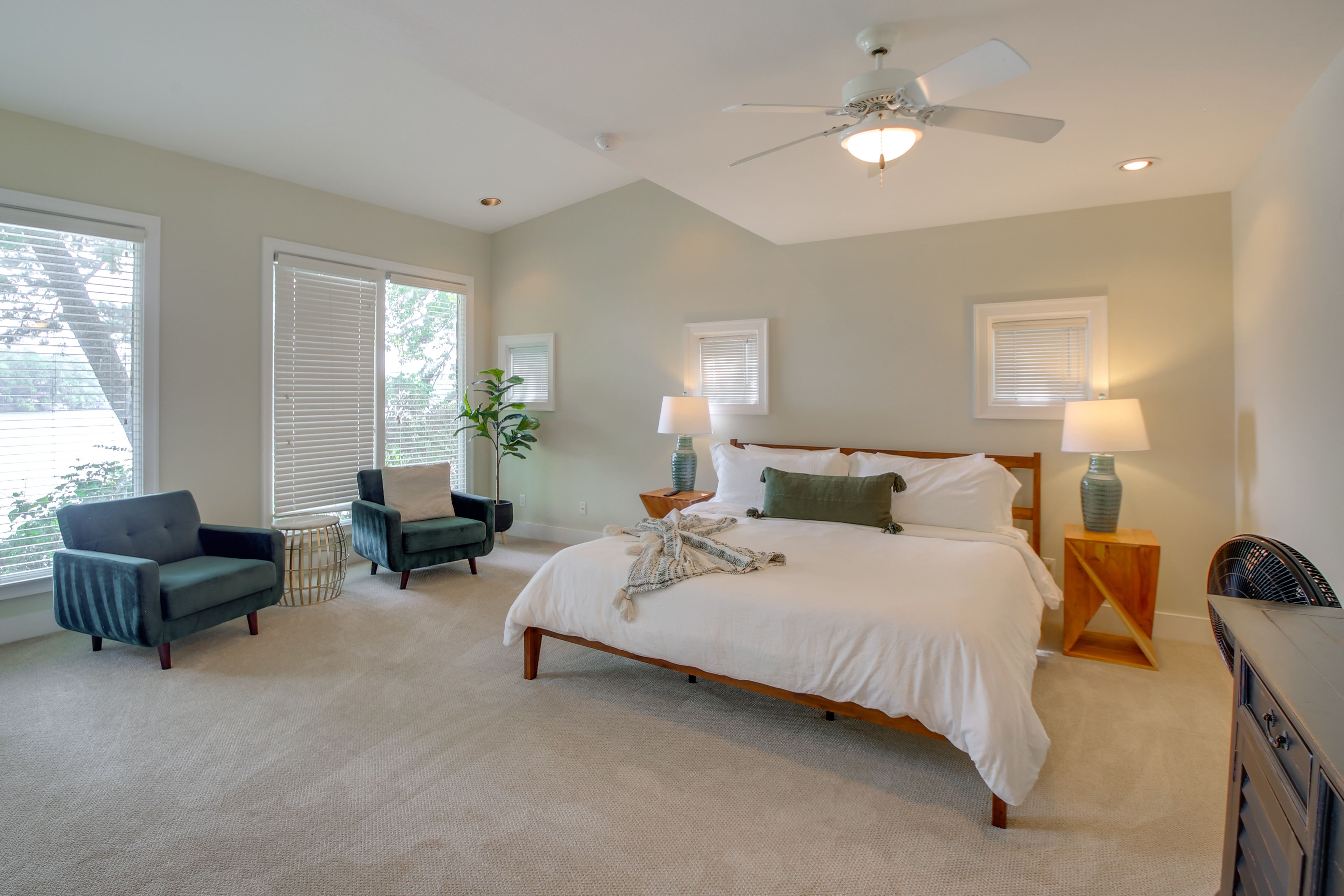 Bedroom 1 | 1st Floor | King Bed | Linens Provided