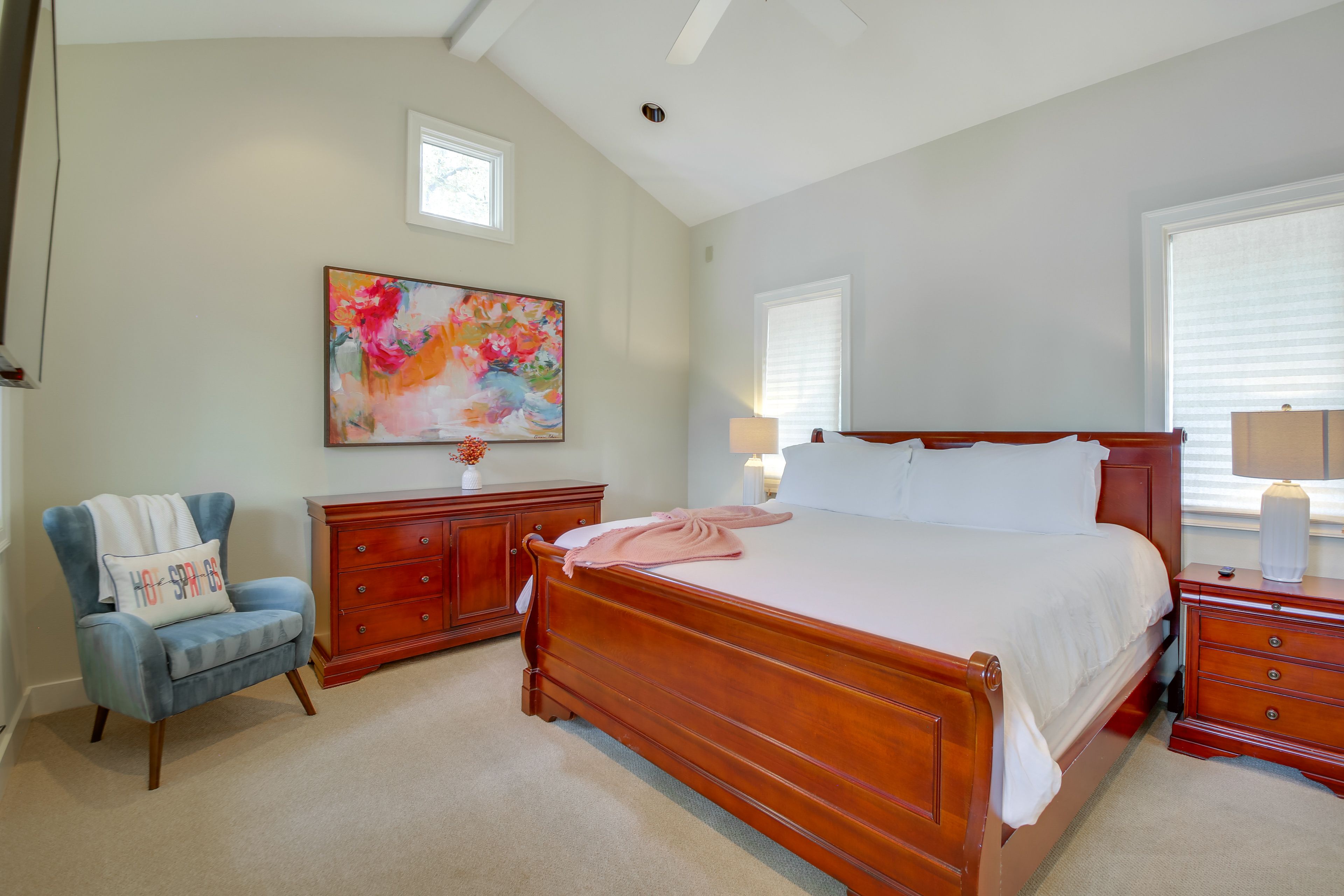 Bedroom 2 | 2nd Floor | King Bed