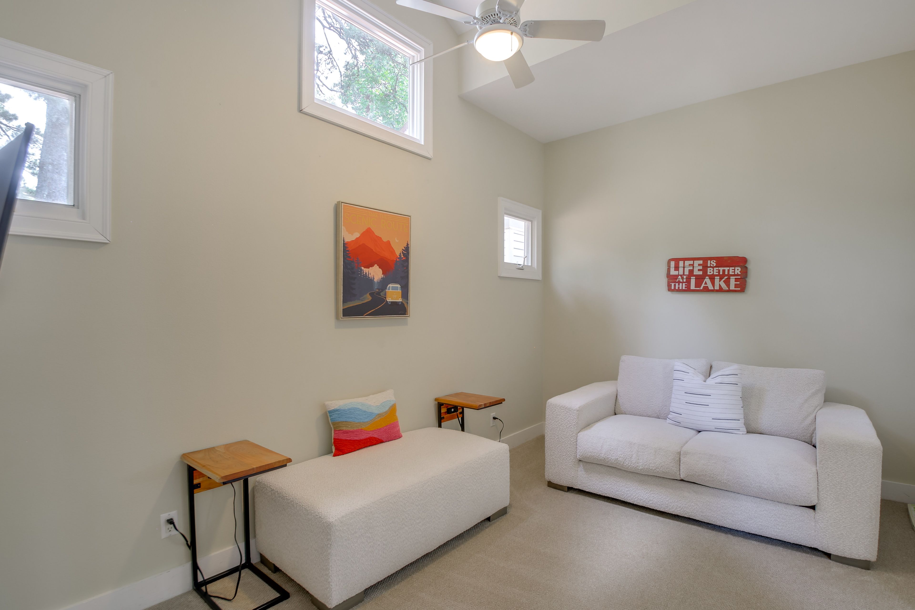 Lounge Area | 2nd Floor