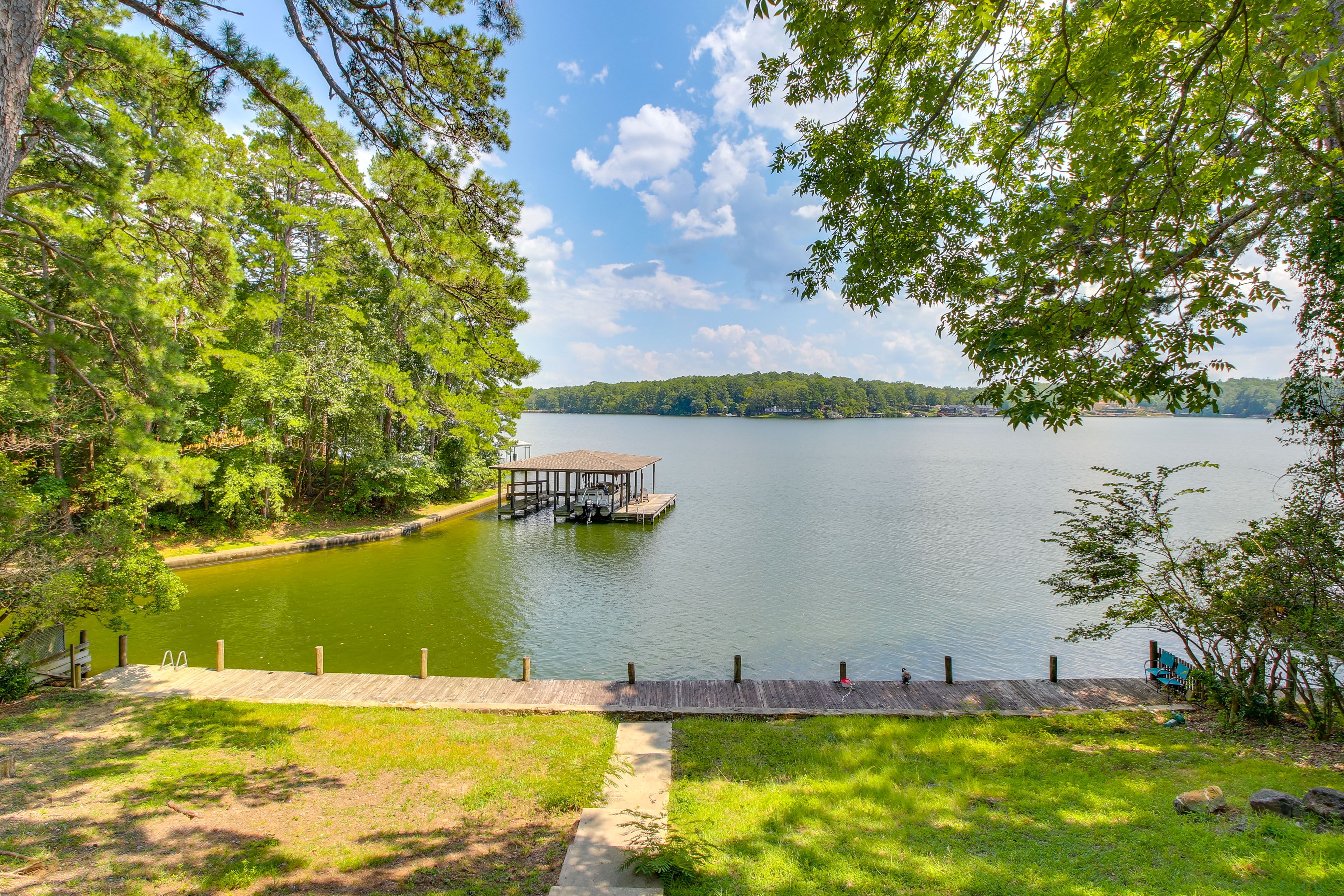 Lake Views | Tie-Up Boat Dock