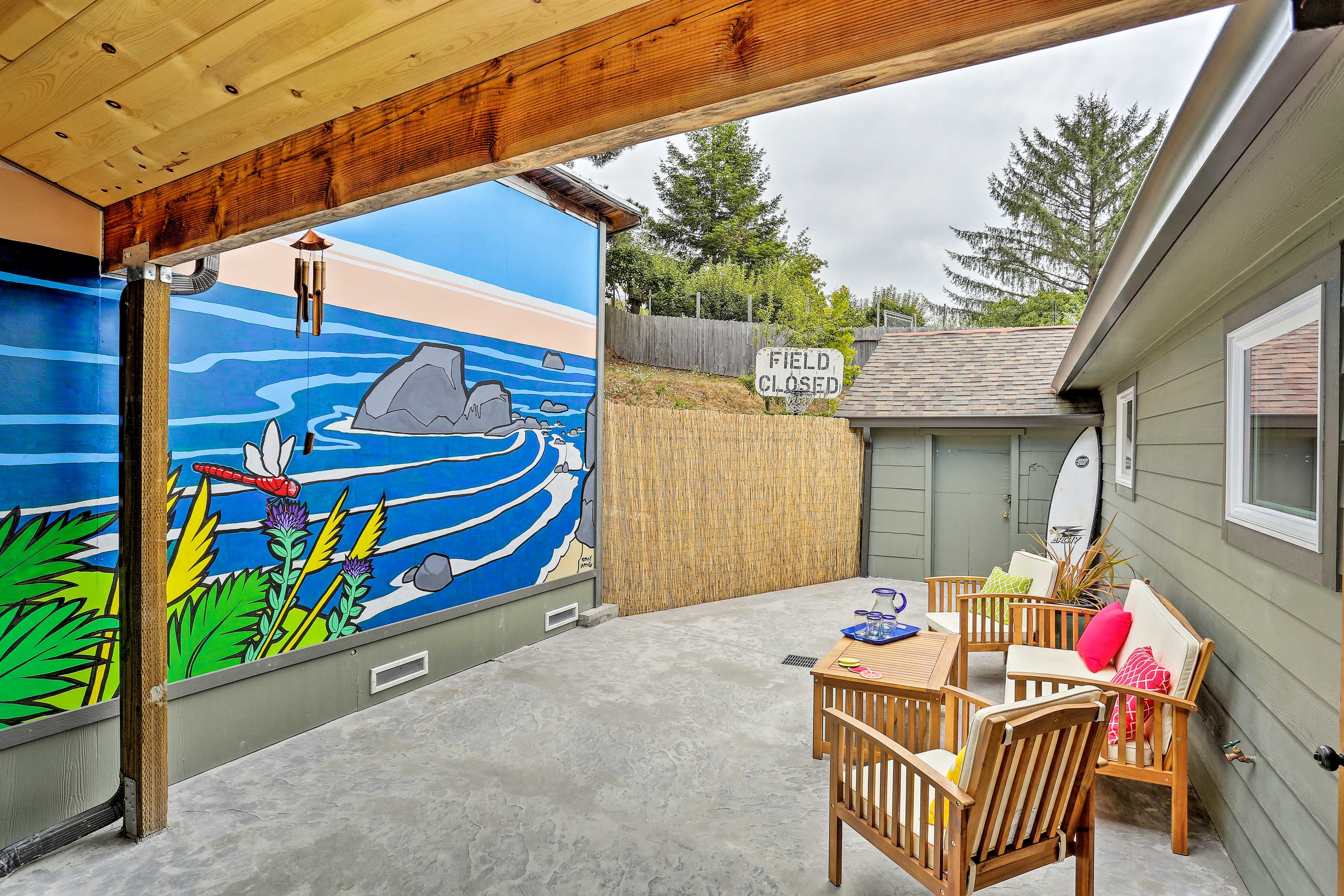 Furnished Patio