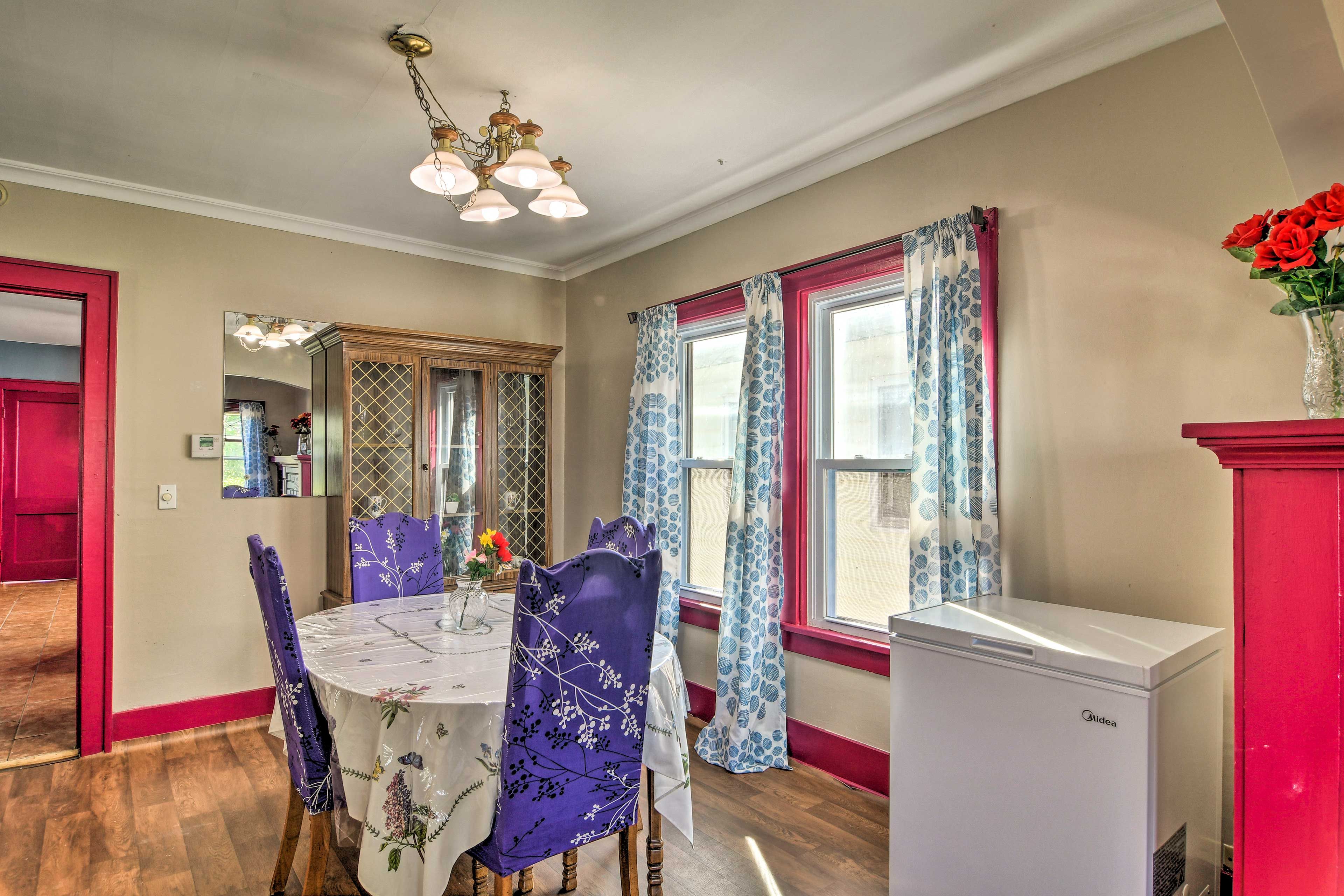 Dining Space | Dishware & Flatware