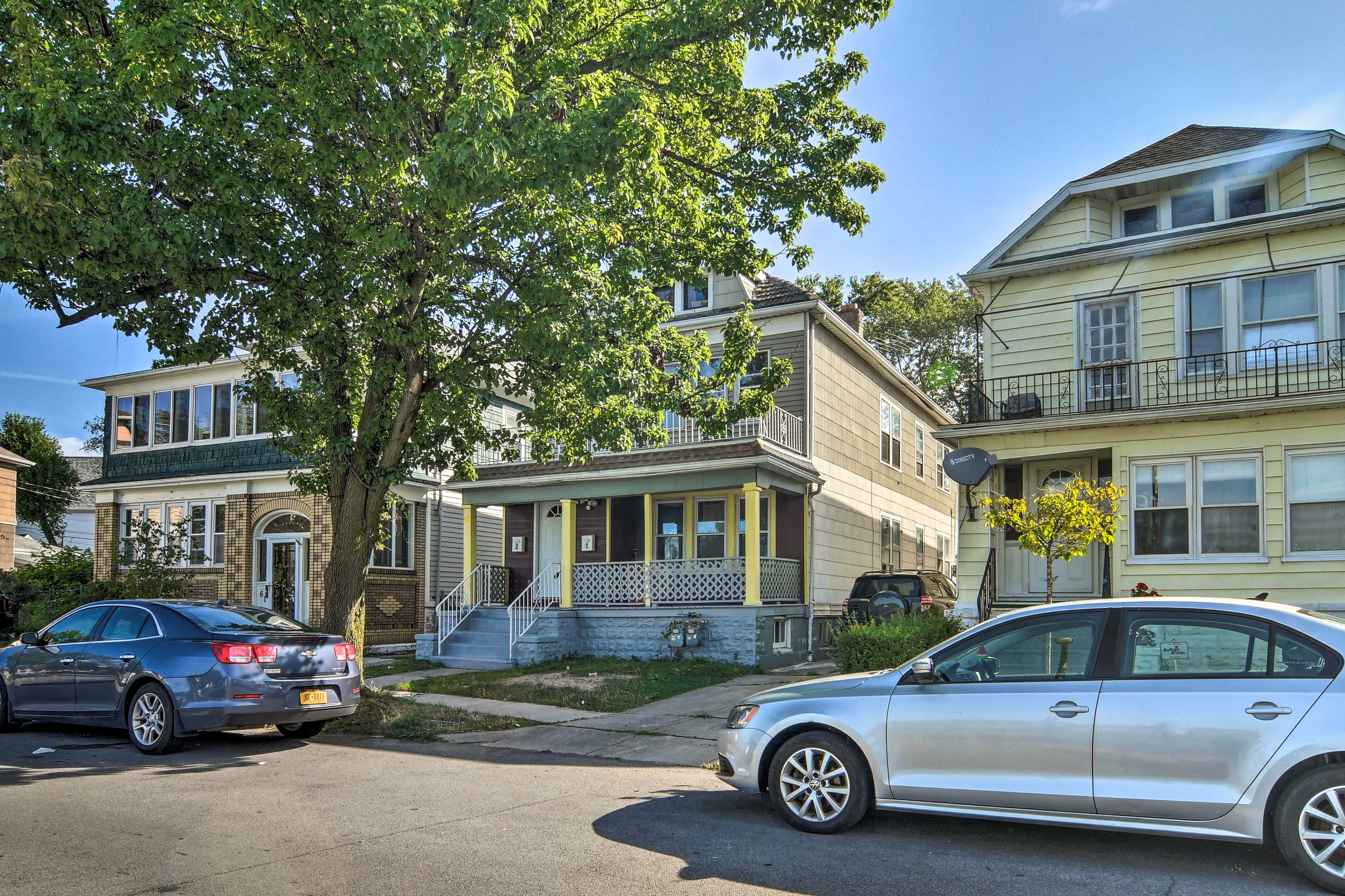 Parking | Driveway (2 Vehicles)