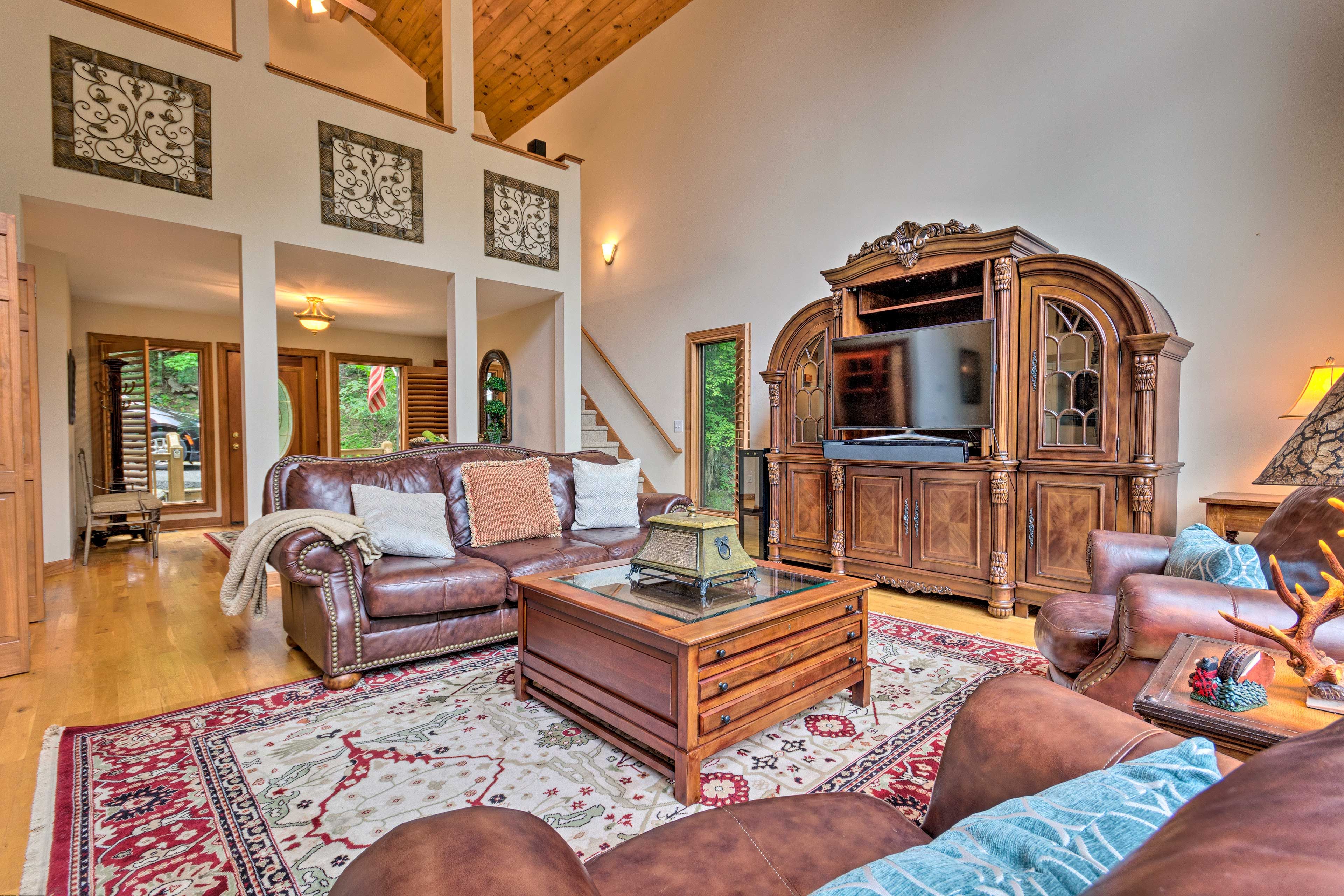 Living Room | Cable TV