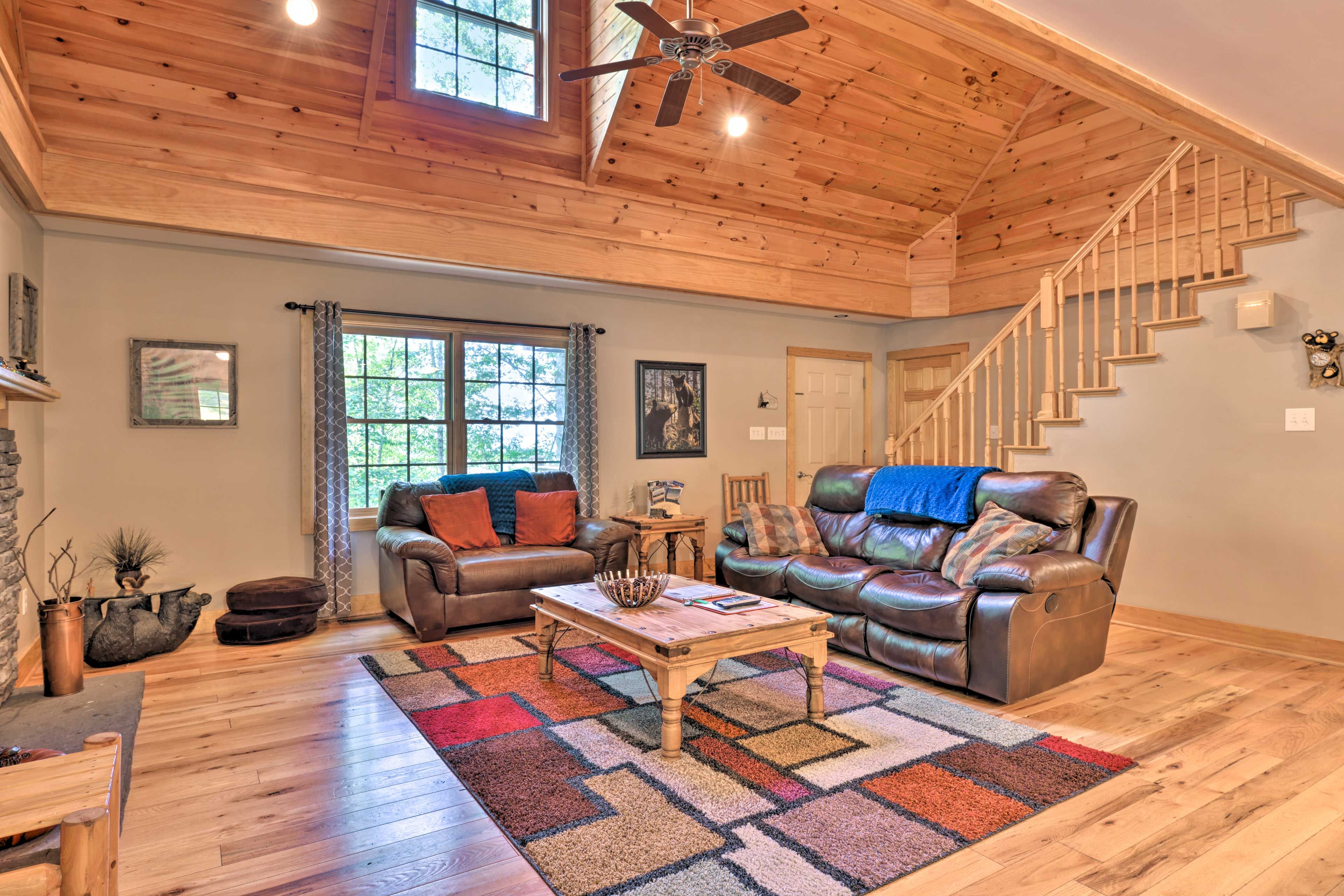 Living Room | Smart TV