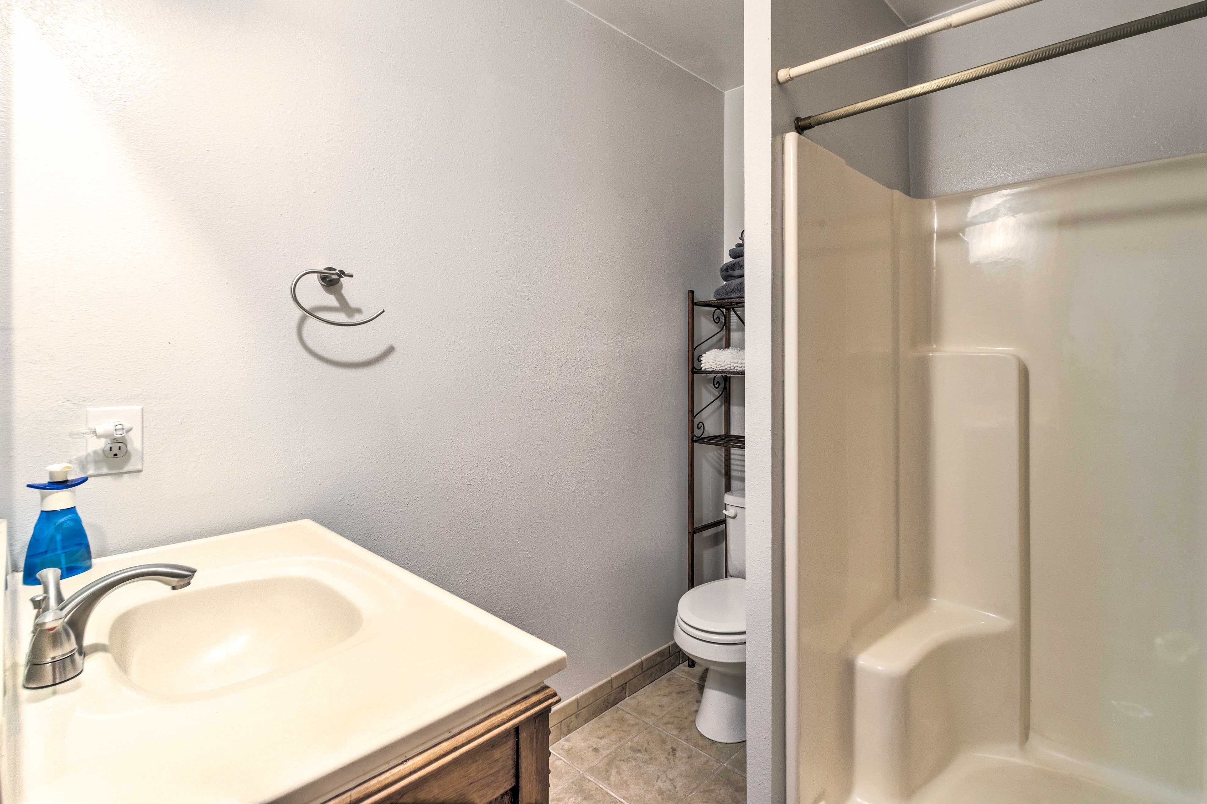 Full Bathroom