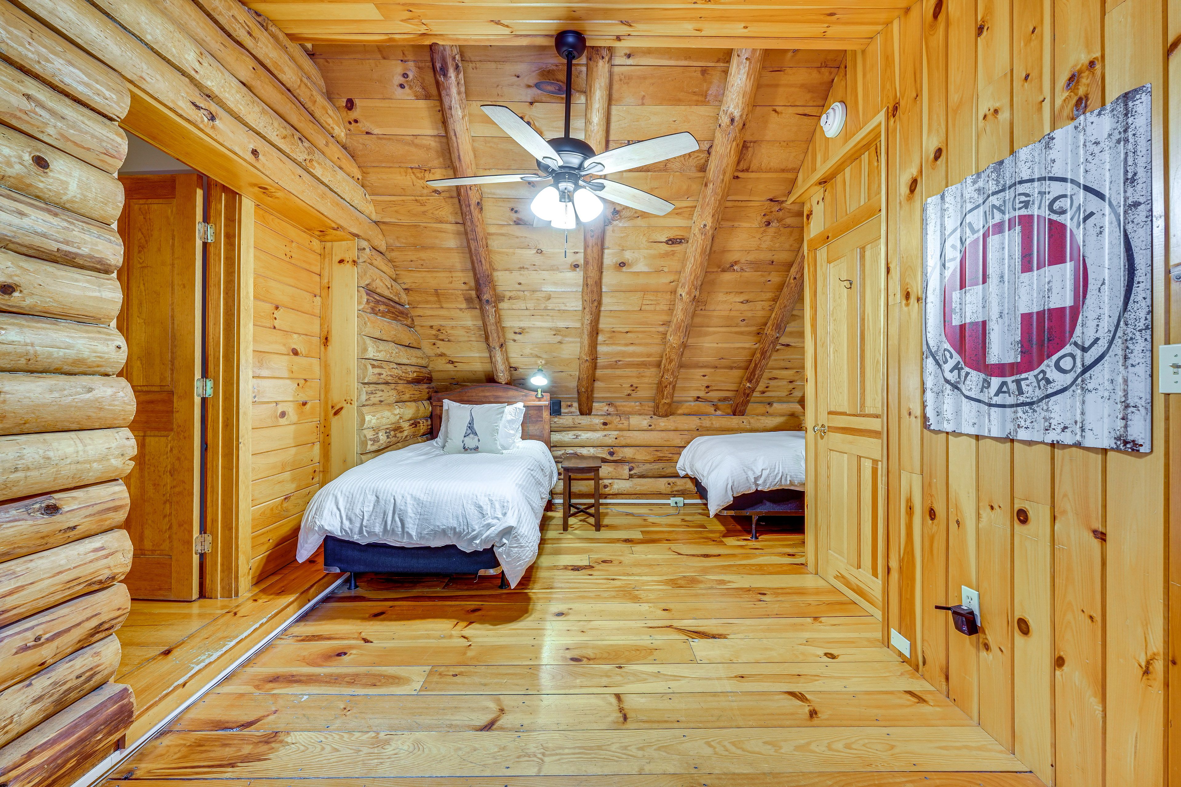 Bedroom 4 | 2nd Floor | 2 Twin Beds