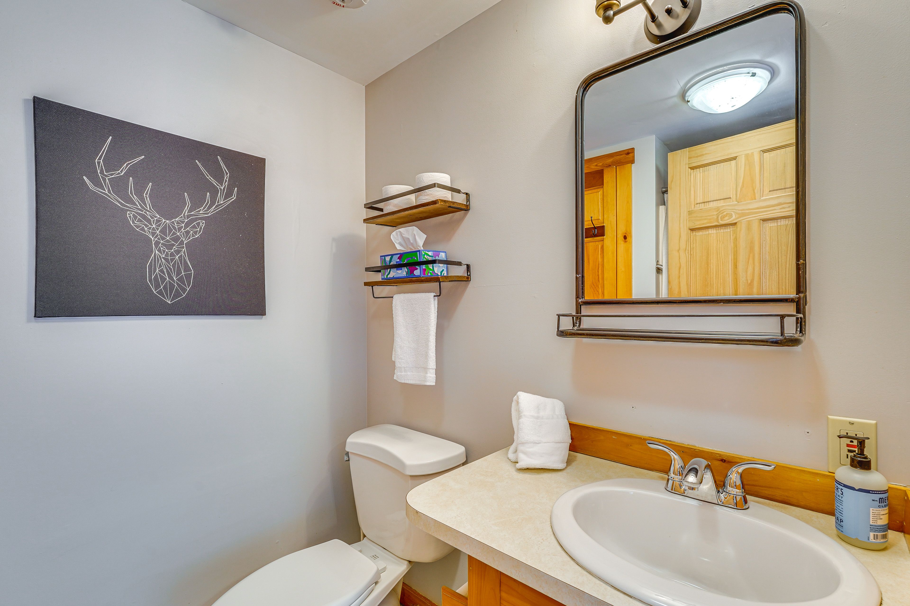 Bathroom | 1st Floor